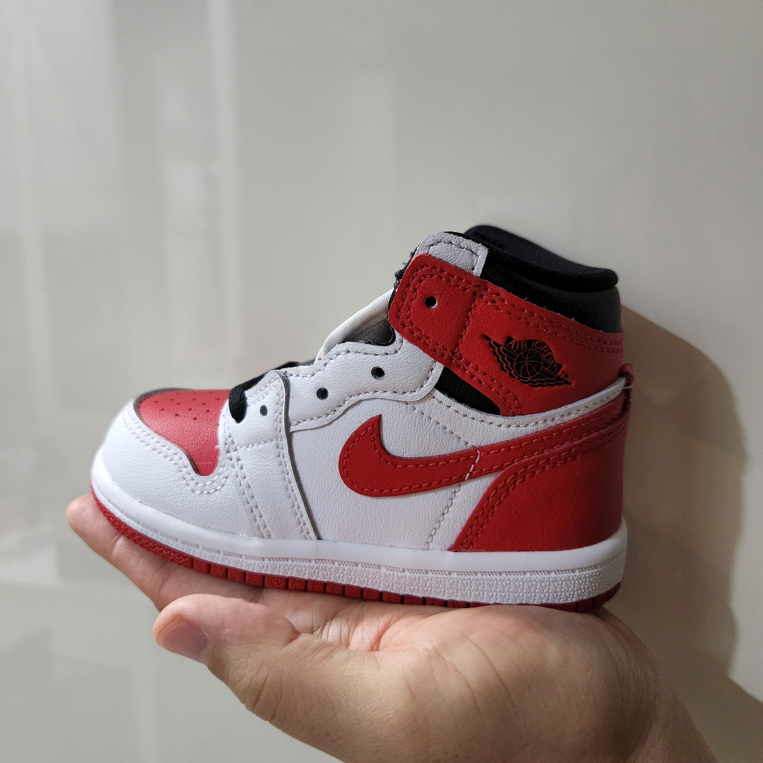 (TD) Jordan 1 Retro High OG Heritage 착용 스타일 - 1