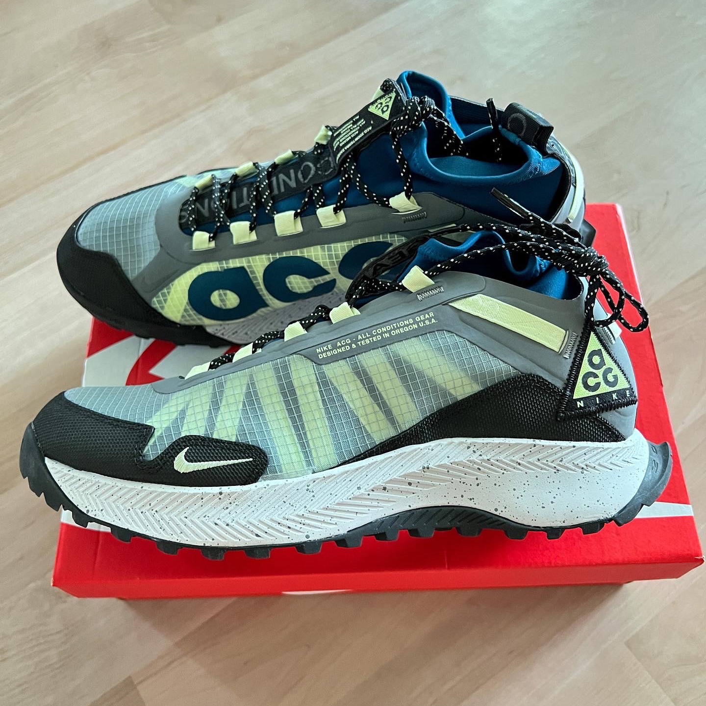 Nike ACG Zoom Terra Zaherra Barely Volt 착용 스타일 - 4