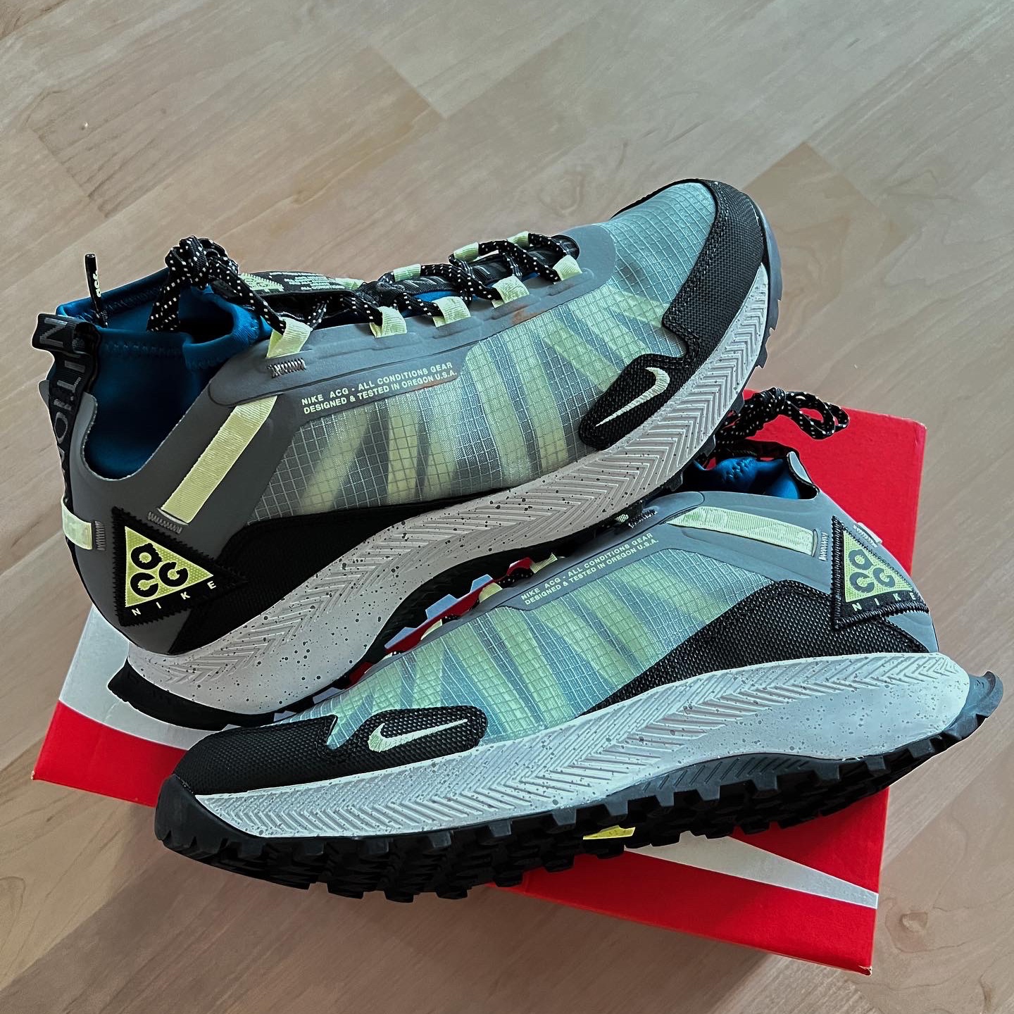 Nike ACG Zoom Terra Zaherra Barely Volt 착용 스타일 - 3