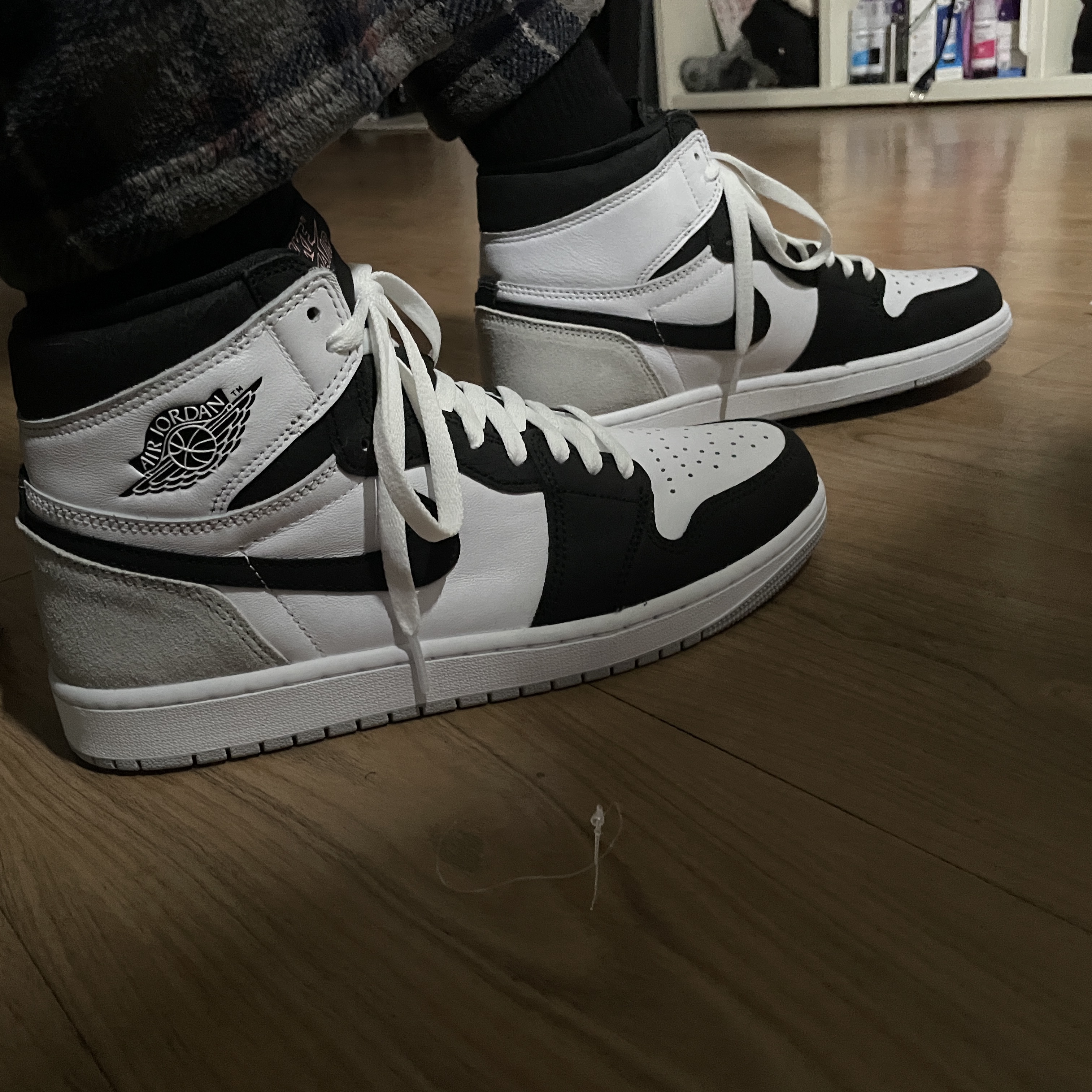 Jordan 1 Retro High OG CO.JP Midnight Navy, Jordan 1 Retro High OG Bleached Coral 착용 스타일 - 2