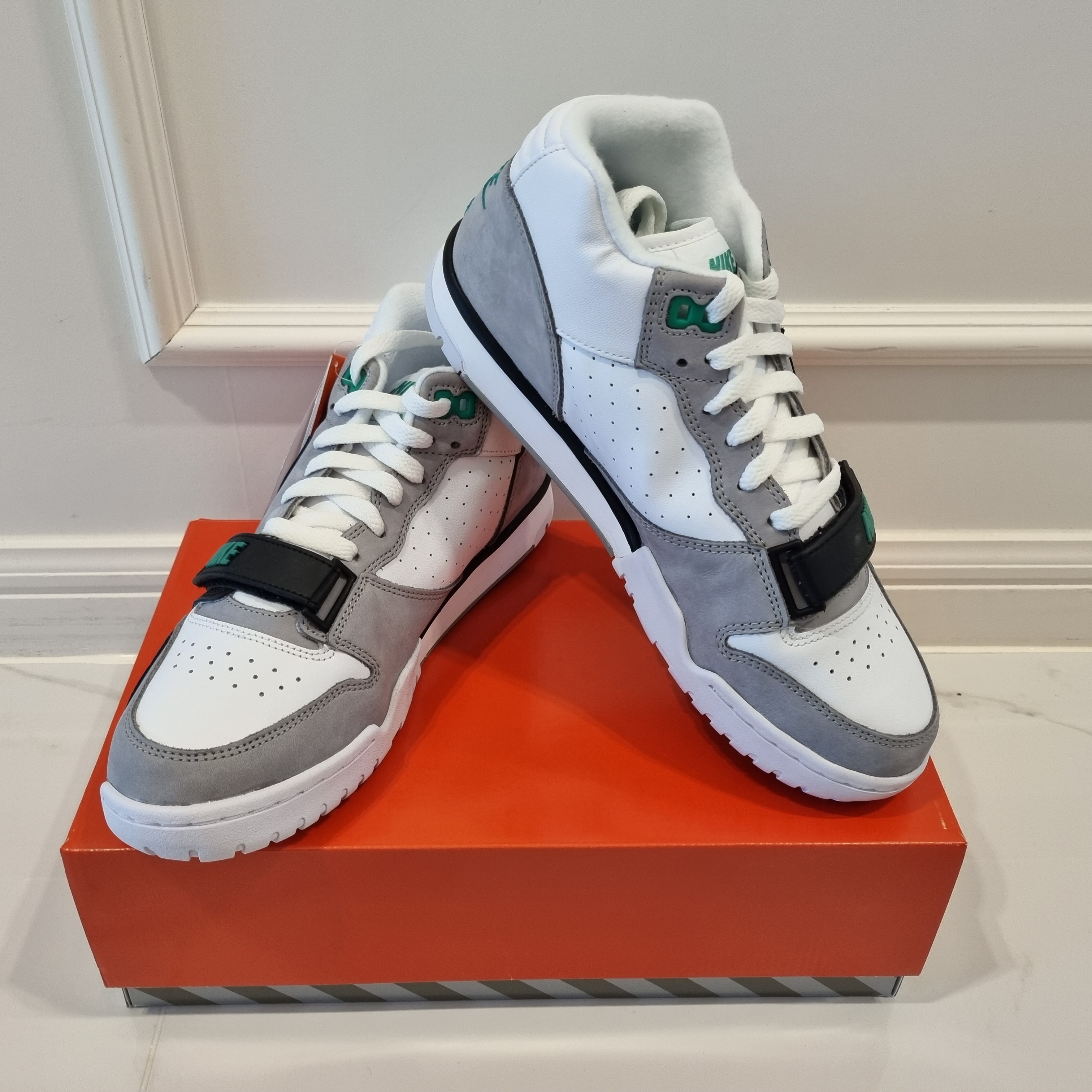 Nike Air Trainer 1 Chlorophyll 착용 스타일 - 1