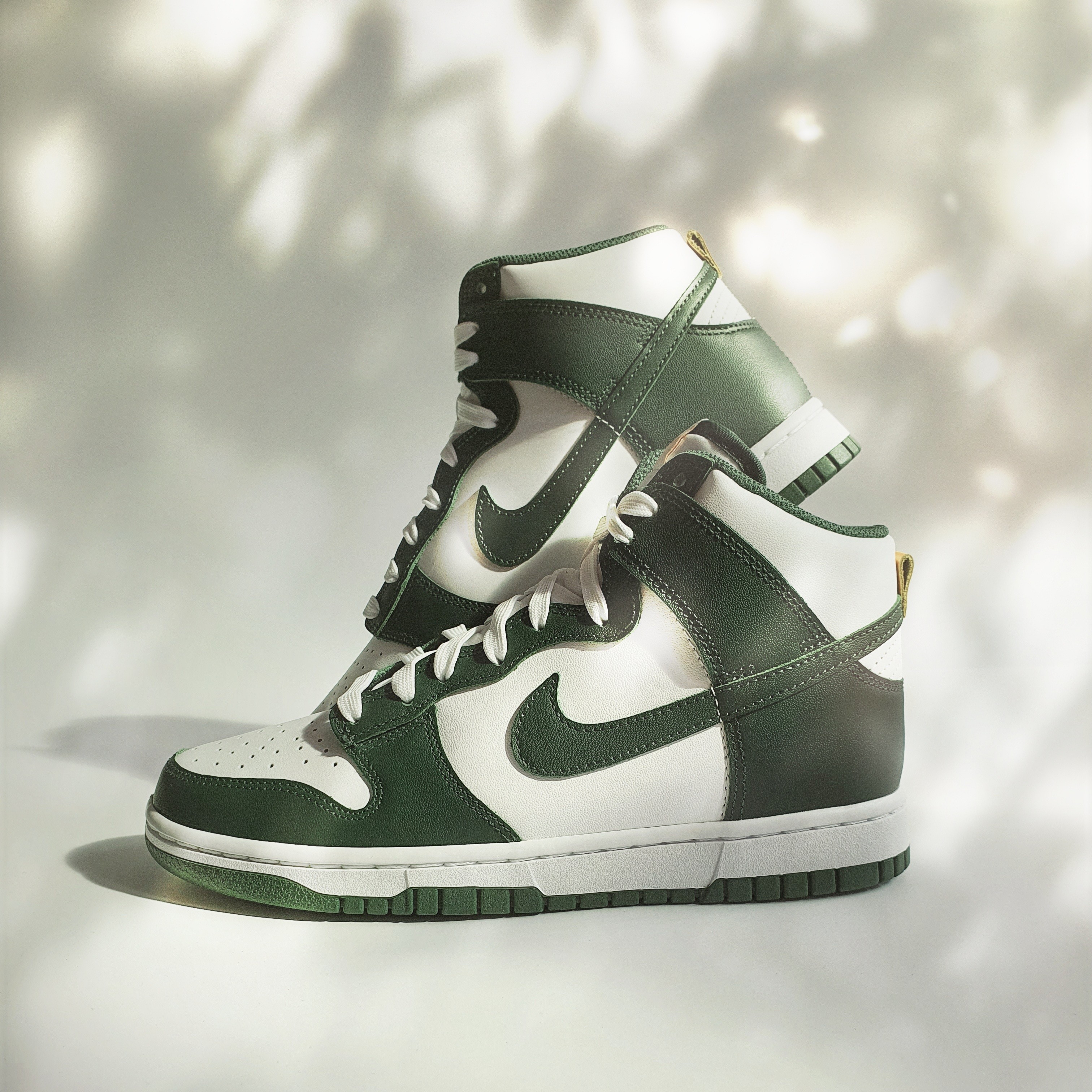 Nike Dunk High Retro Noble Green 착용 스타일