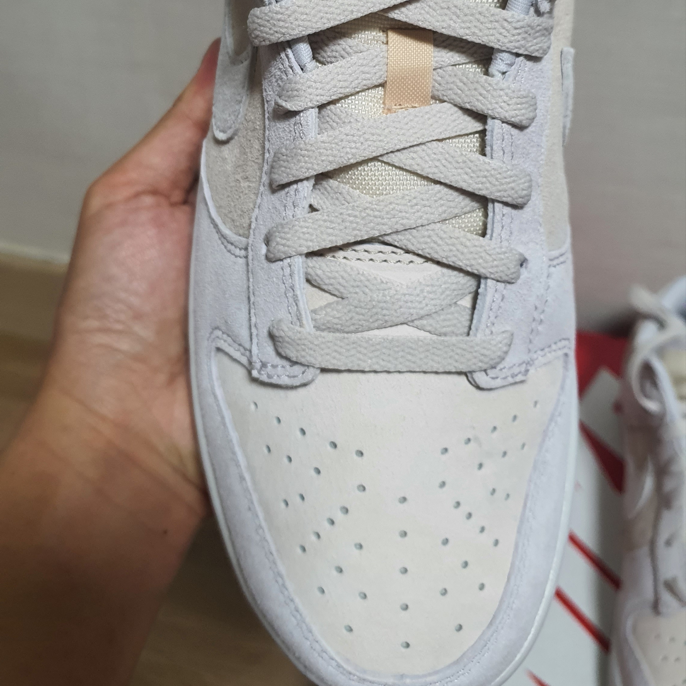 Nike Dunk Low Retro PRM Vast Grey 착용 스타일 - 3