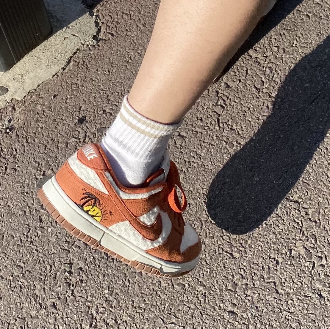 (W) Nike Dunk Low SE Sun Club Burnt Sunrise 착용 스타일