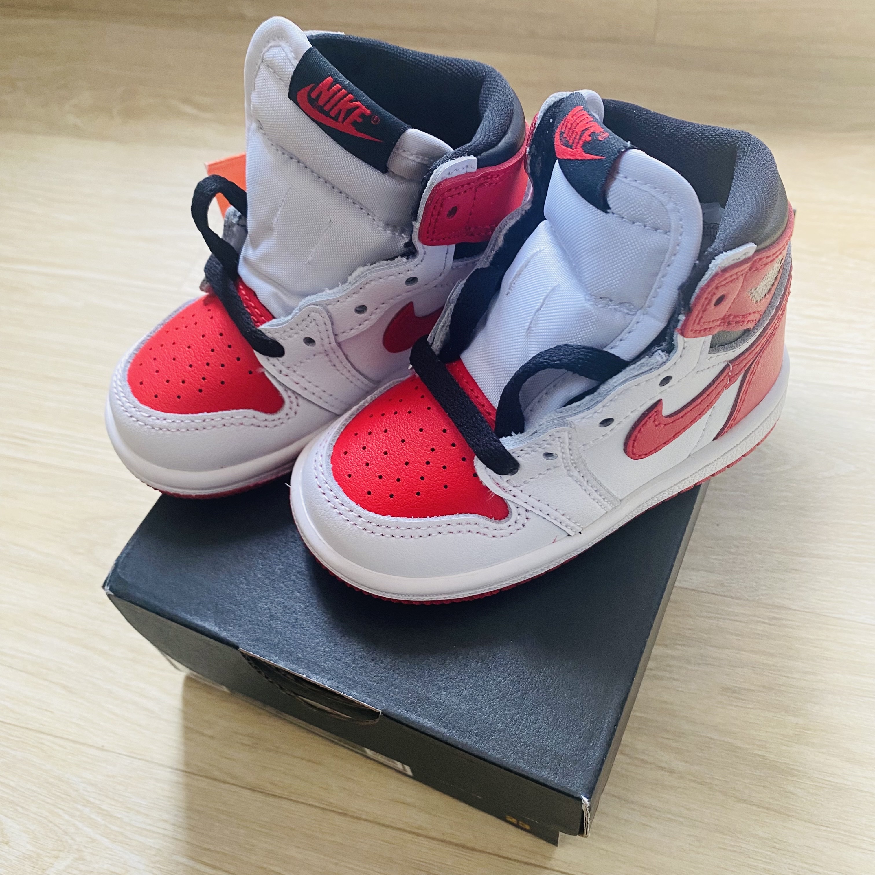 (TD) Jordan 1 Retro High OG Heritage 착용 스타일