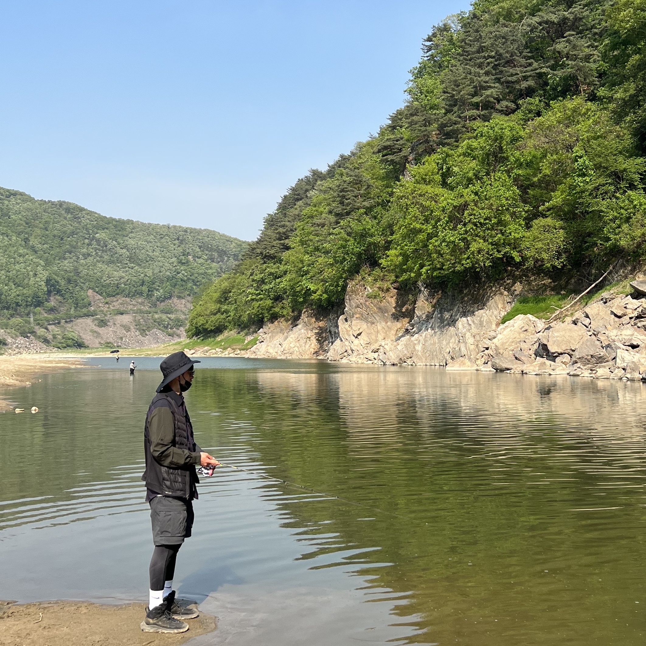 Nike ACG Smith Summit Cargo Pants Dark Smoke Grey - Asia, Nike ACG Devastation Trail Work Shirt Cave Purple - Asia 착용 스타일