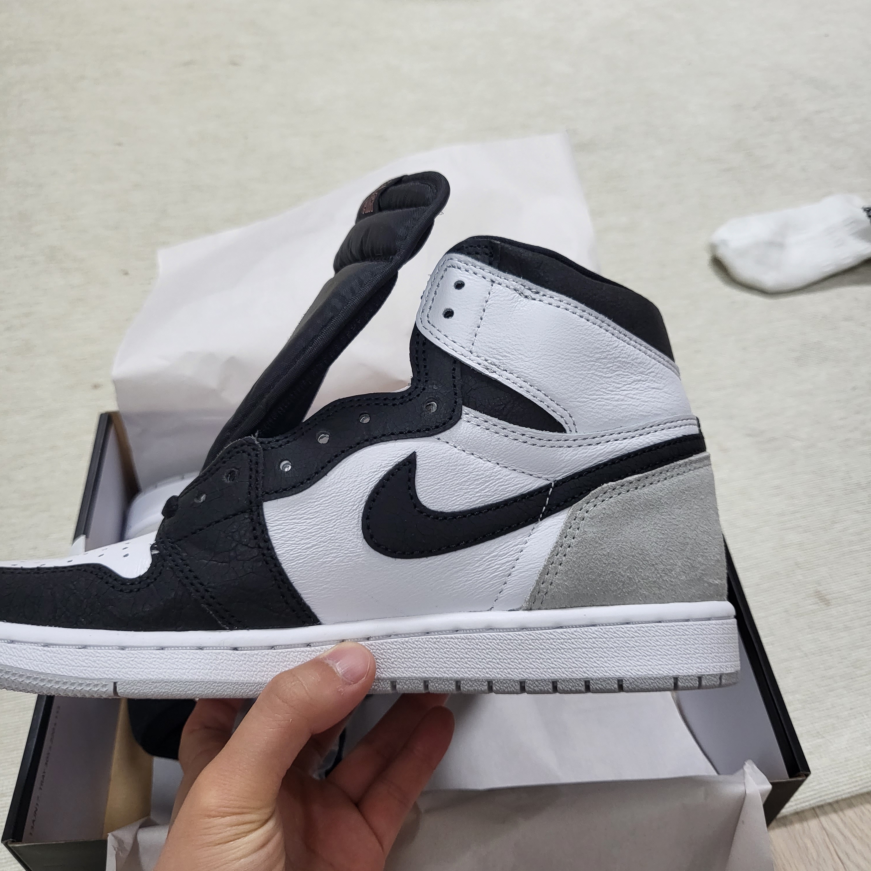 Jordan 1 Retro High OG Bleached Coral 착용 스타일