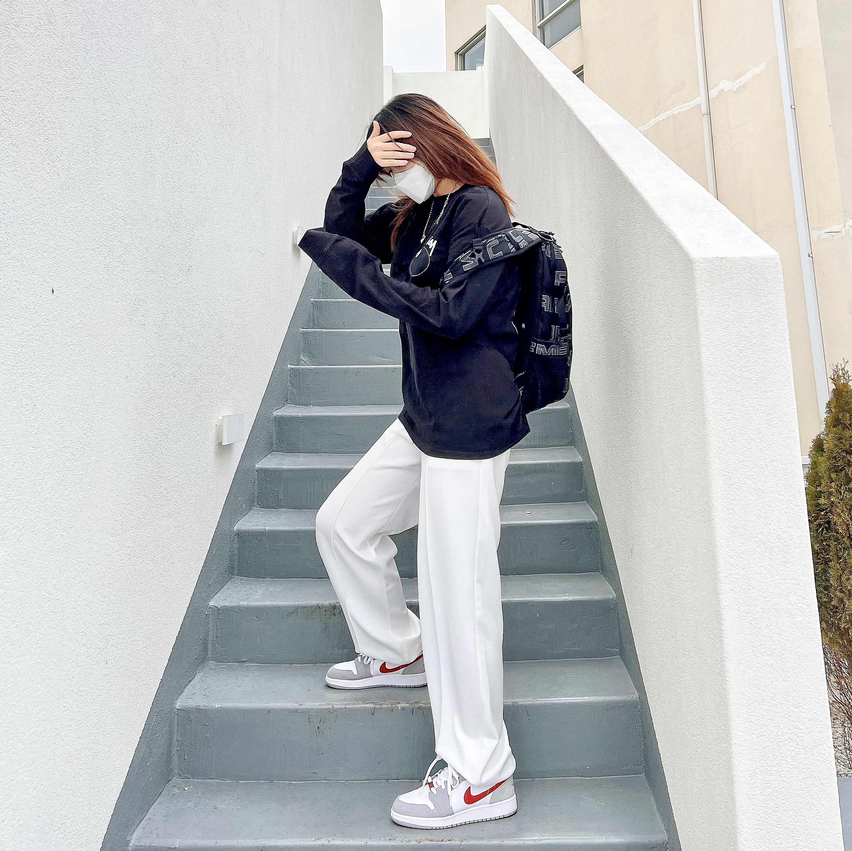 Jordan 1 Low SE Light Smoke Grey Gym Red, (GS) Jordan 1 Low SE Light Smoke Grey Gym Red 착용 스타일