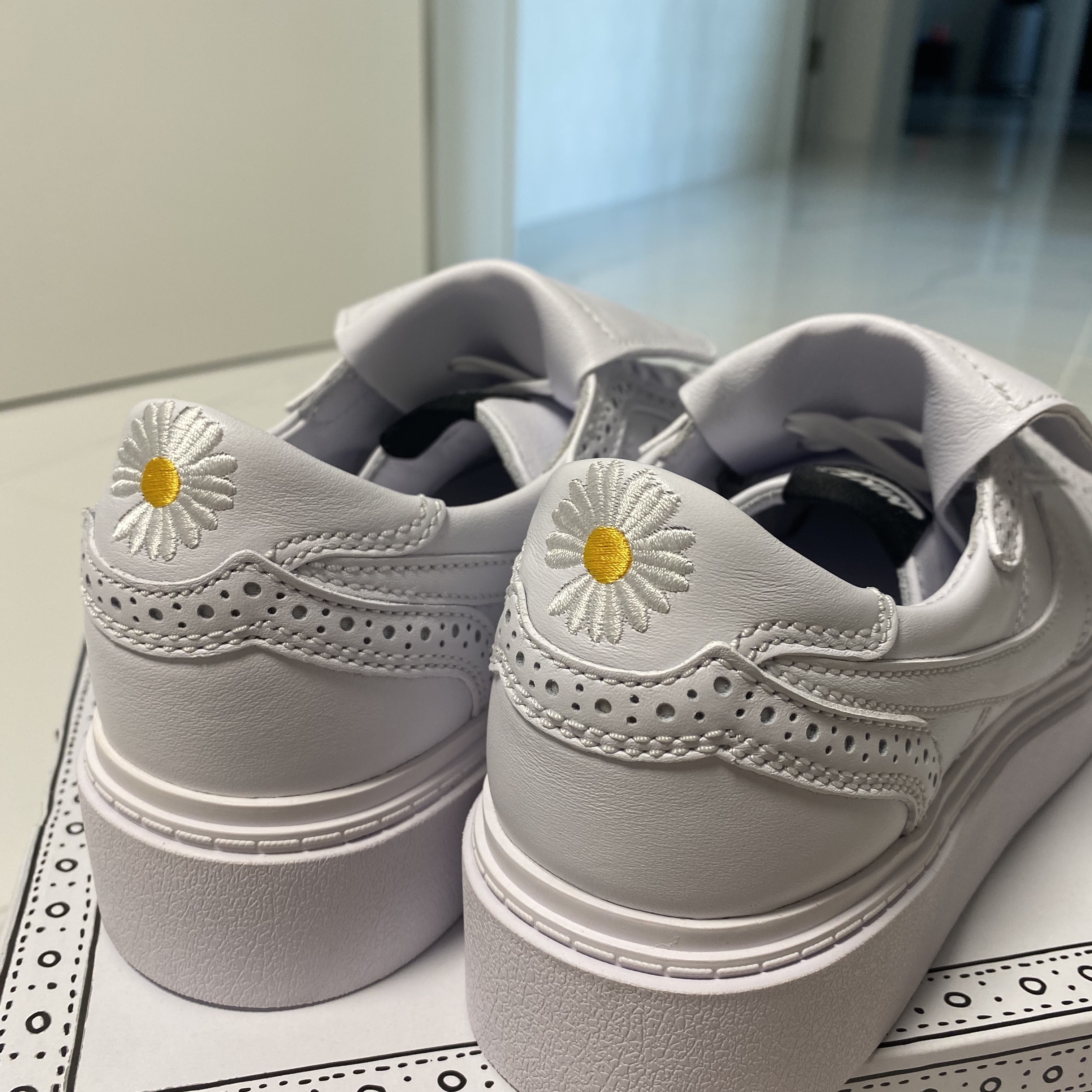 Nike x Peaceminusone Kwondo1 White 착용 스타일 - 3