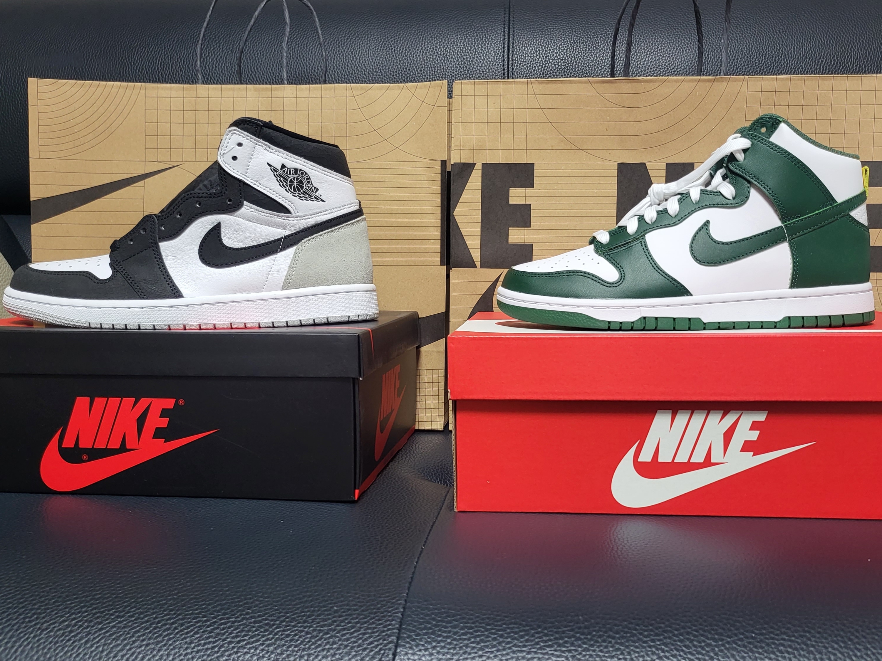Nike Dunk High Retro Noble Green, Jordan 1 Retro High OG Bleached Coral 착용 스타일