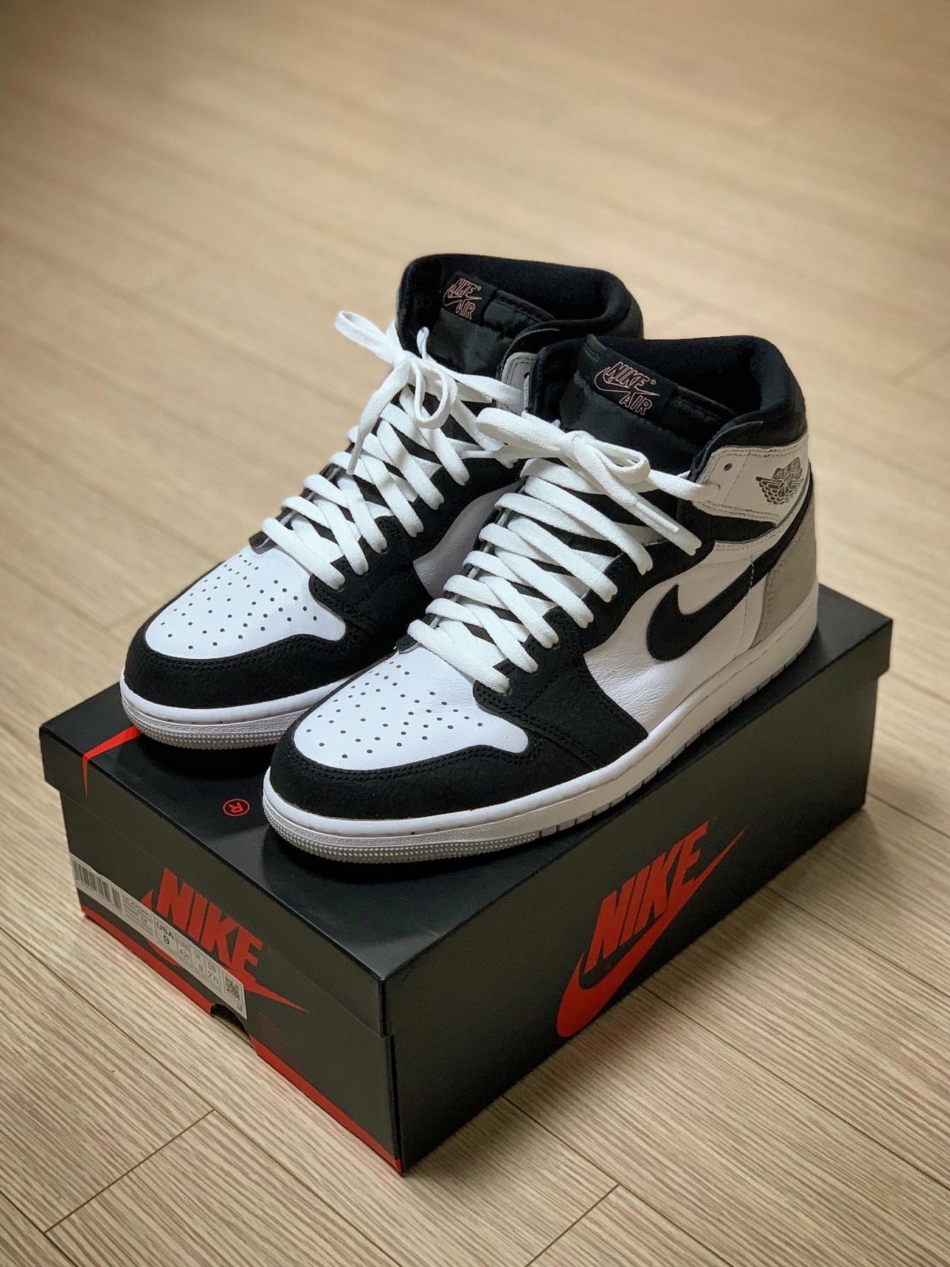 Jordan 1 Retro High OG Bleached Coral 착용 스타일