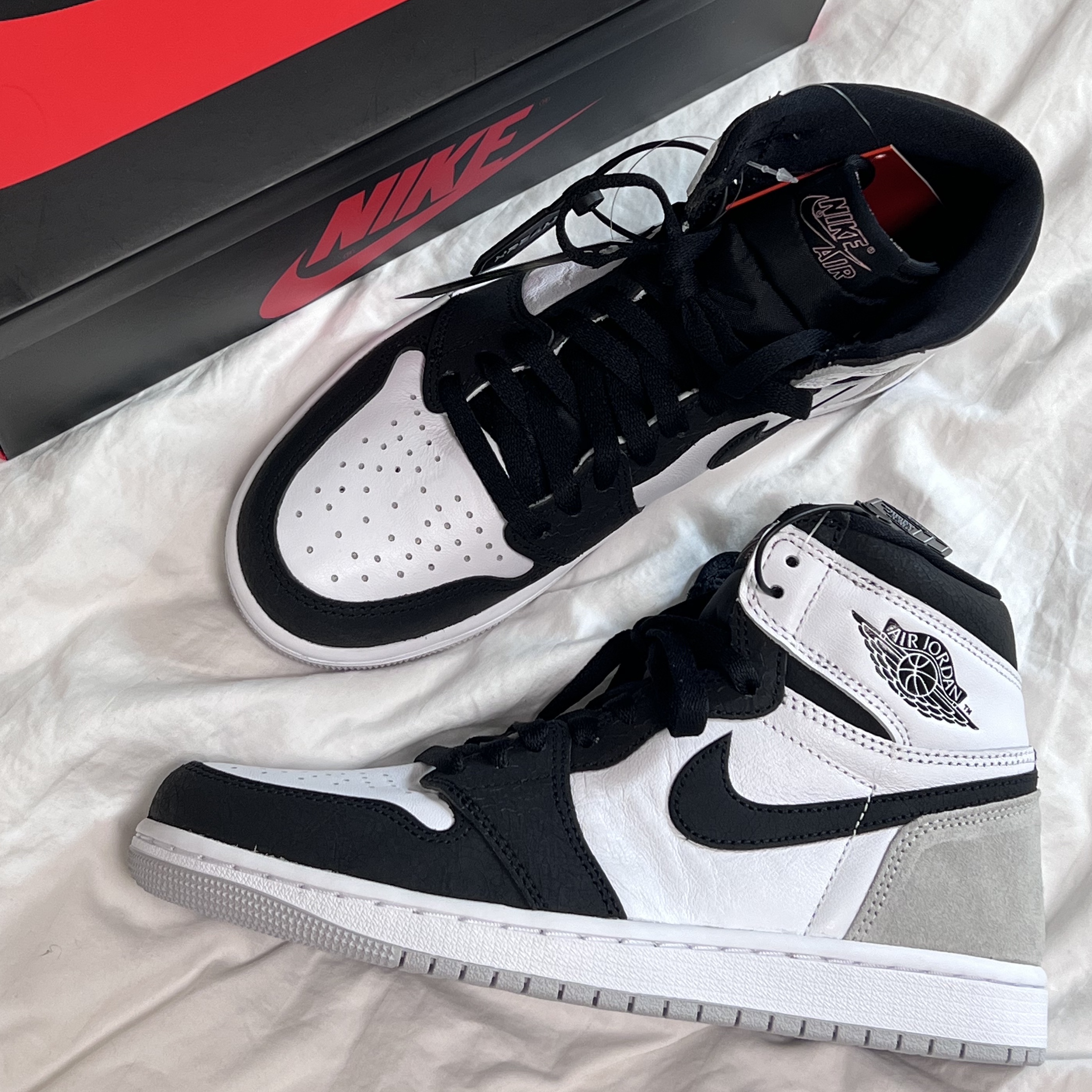 Jordan 1 Retro High OG Bleached Coral 착용 스타일