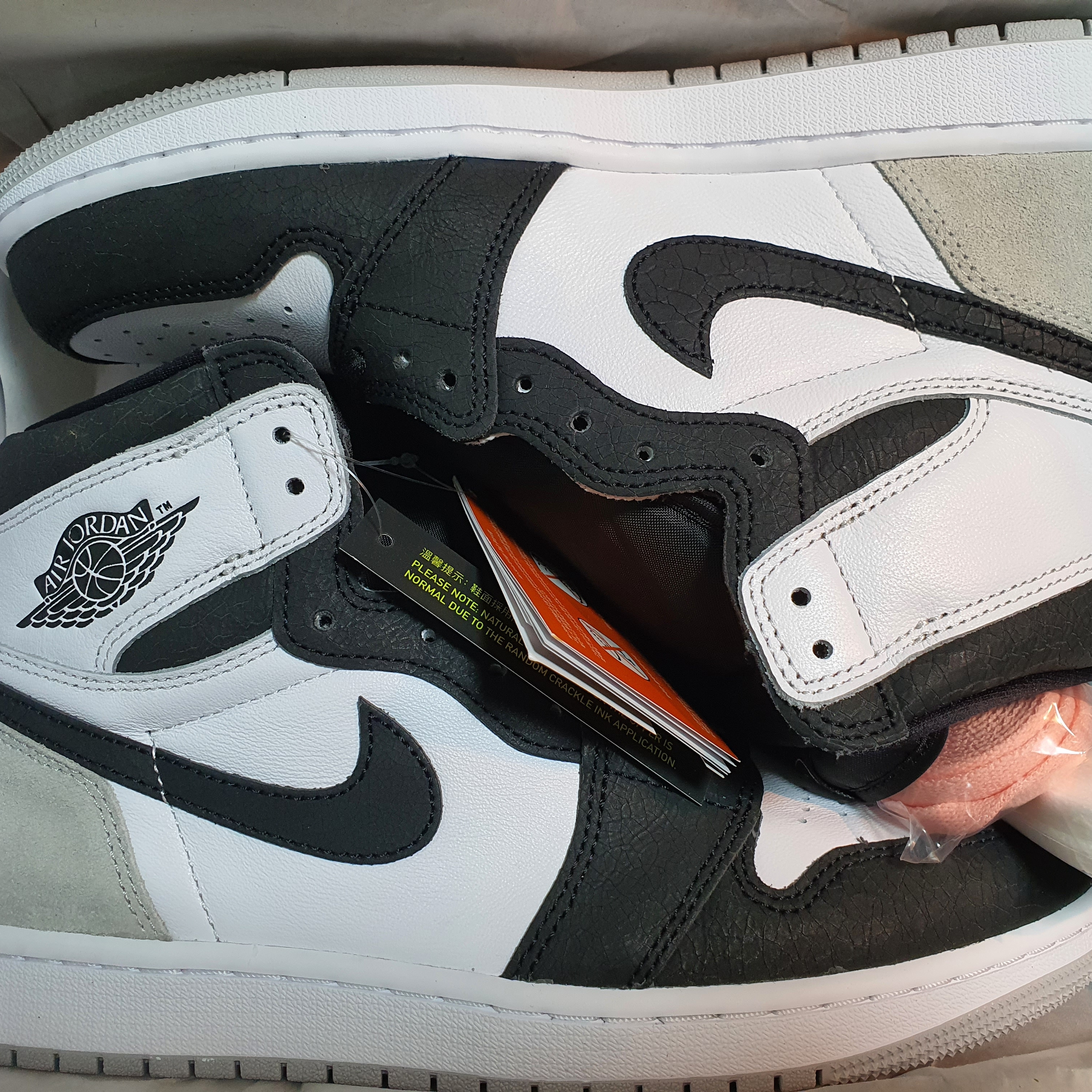 Jordan 1 Retro High OG Bleached Coral 착용 스타일