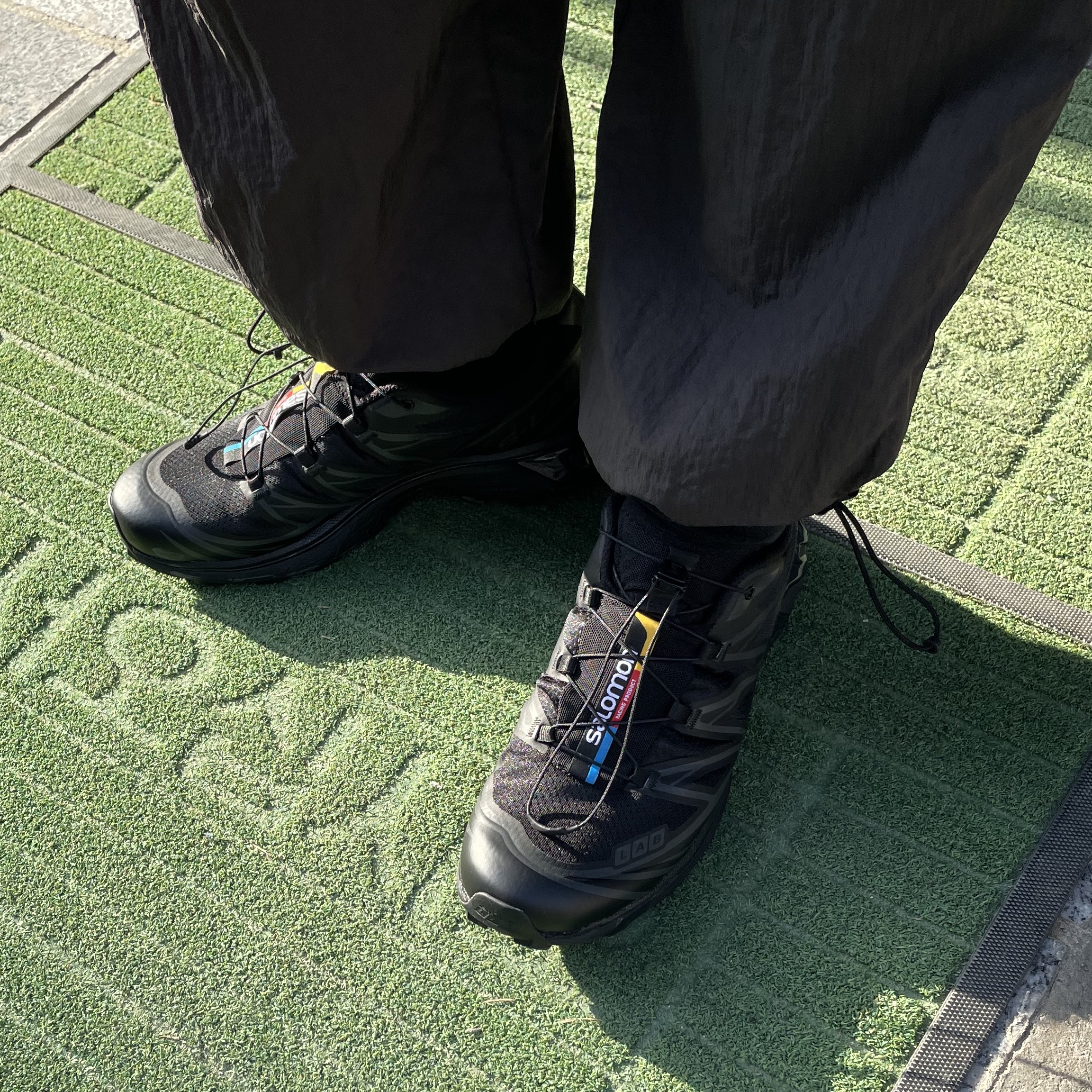 Salomon XT-6 ADV Black 착용 스타일 - 2
