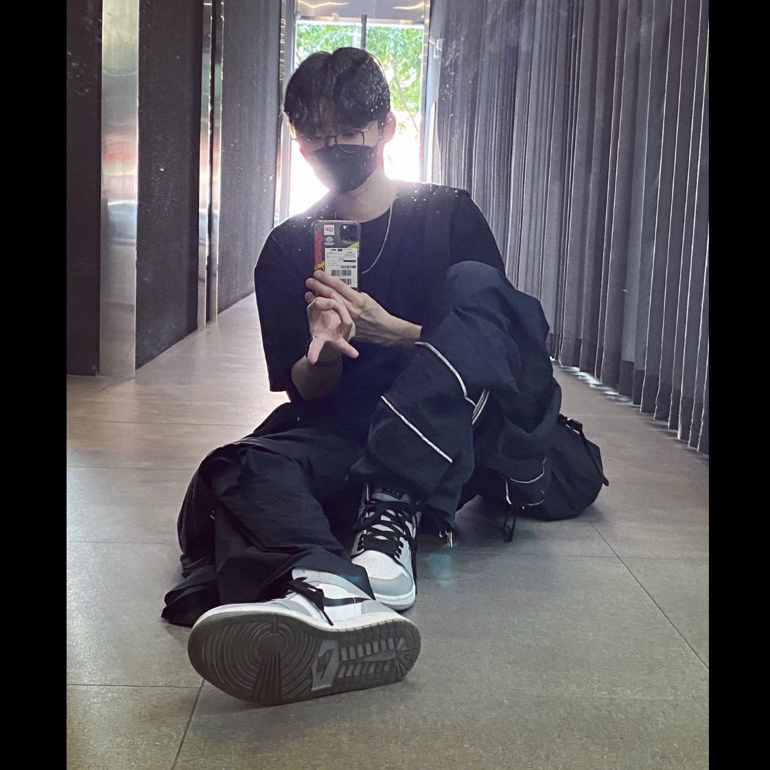 Nike NRG DH Pants Black, Jordan 1 Mid Light Smoke Grey 착용 스타일