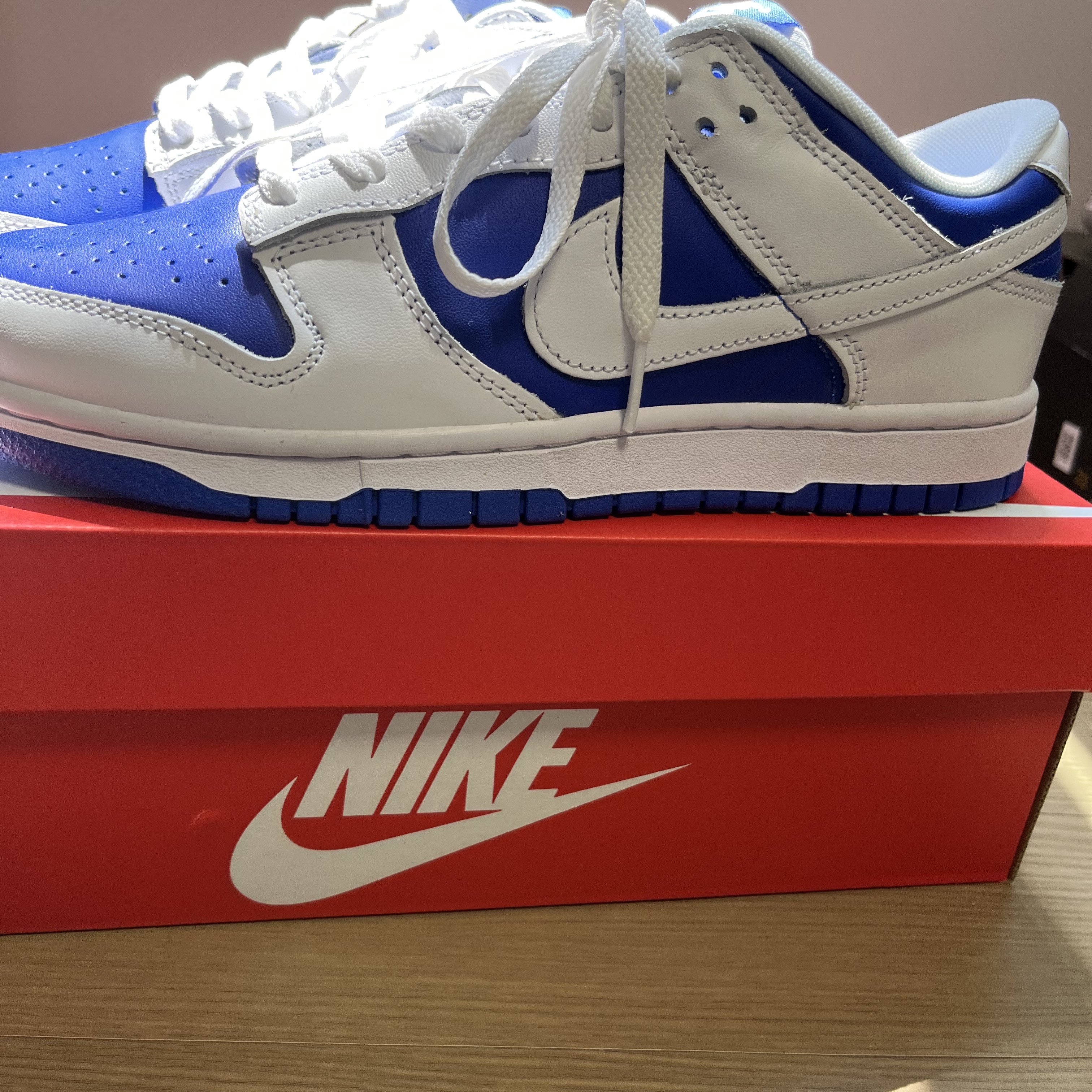 Nike Dunk Low Retro Racer Blue and White 착용 스타일 - 3