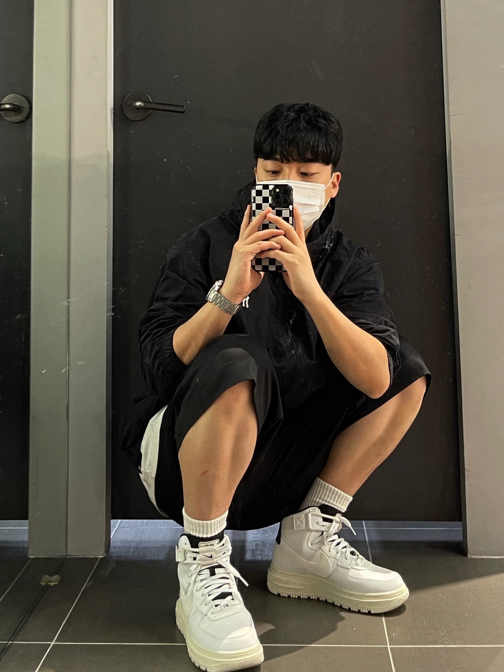 (W) Nike Air Force 1 High Utility 2.0 Summit White 착용 스타일