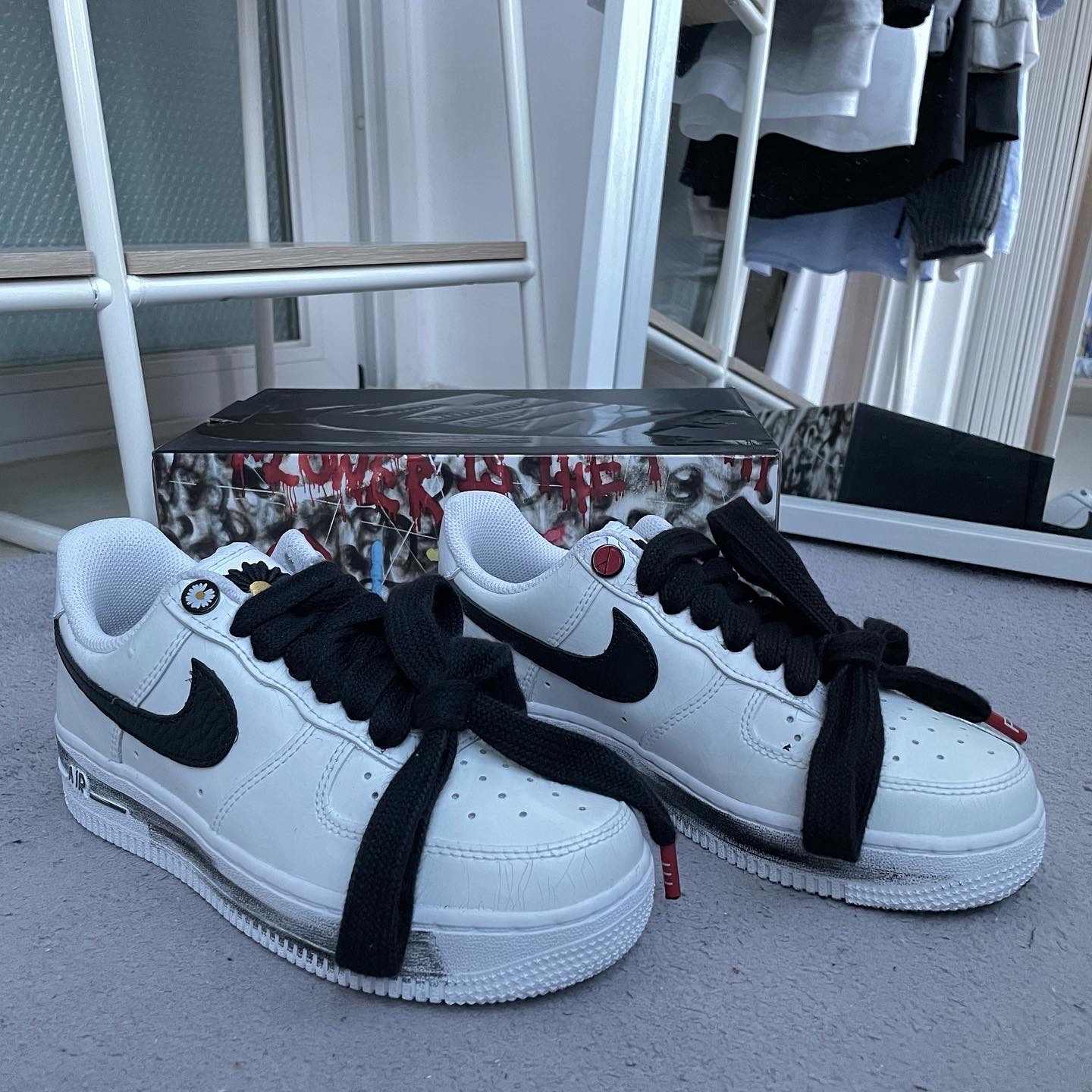 Nike x Peaceminusone Air Force 1 Low Para-Noise 2.0 착용 스타일 - 1