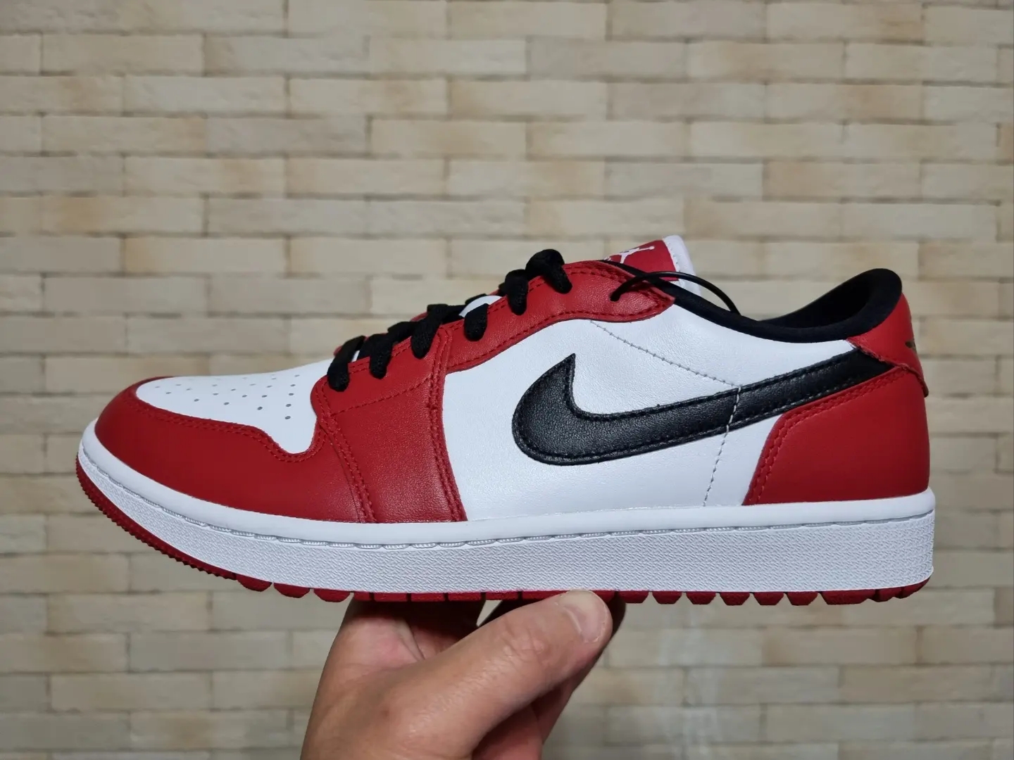 Jordan 1 Low Golf Chicago 착용 스타일 - 3