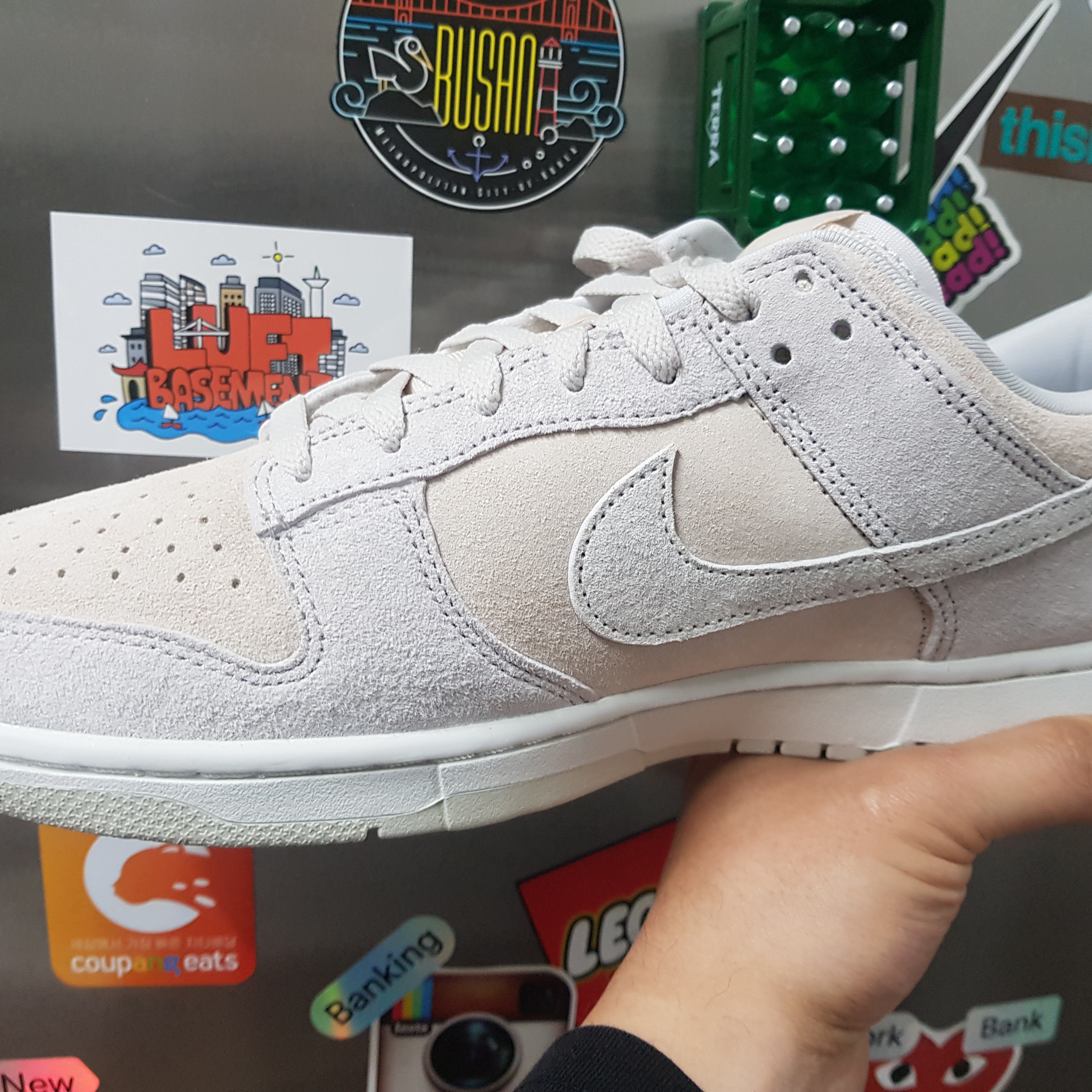Nike Dunk Low Retro PRM Vast Grey 착용 스타일 - 3