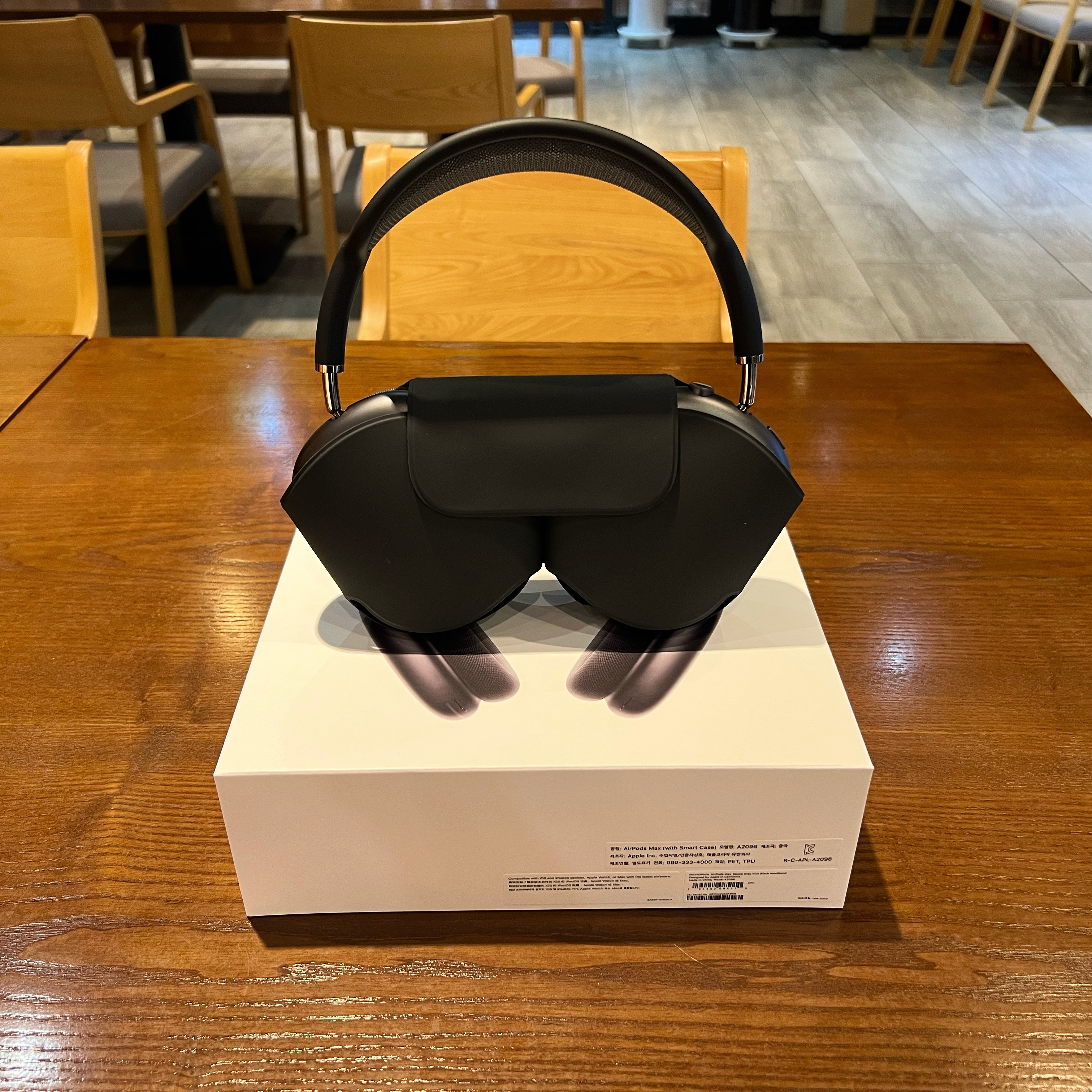 Apple AirPods Max Lightning Space Gray (Korean Ver.) 착용 스타일