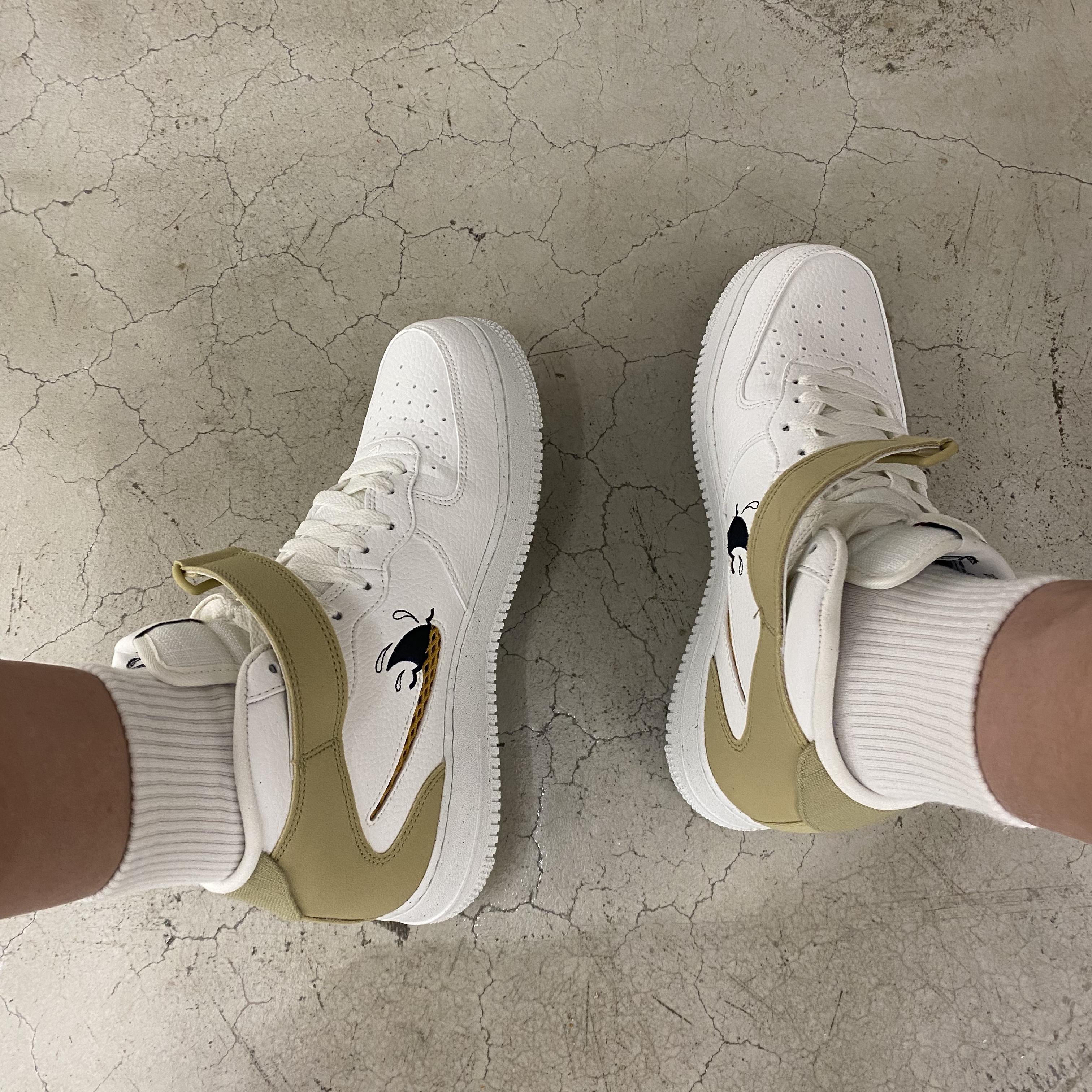 Nike Air Force 1 Mid '07 LV8 Next Nature Sun Club 착용 스타일