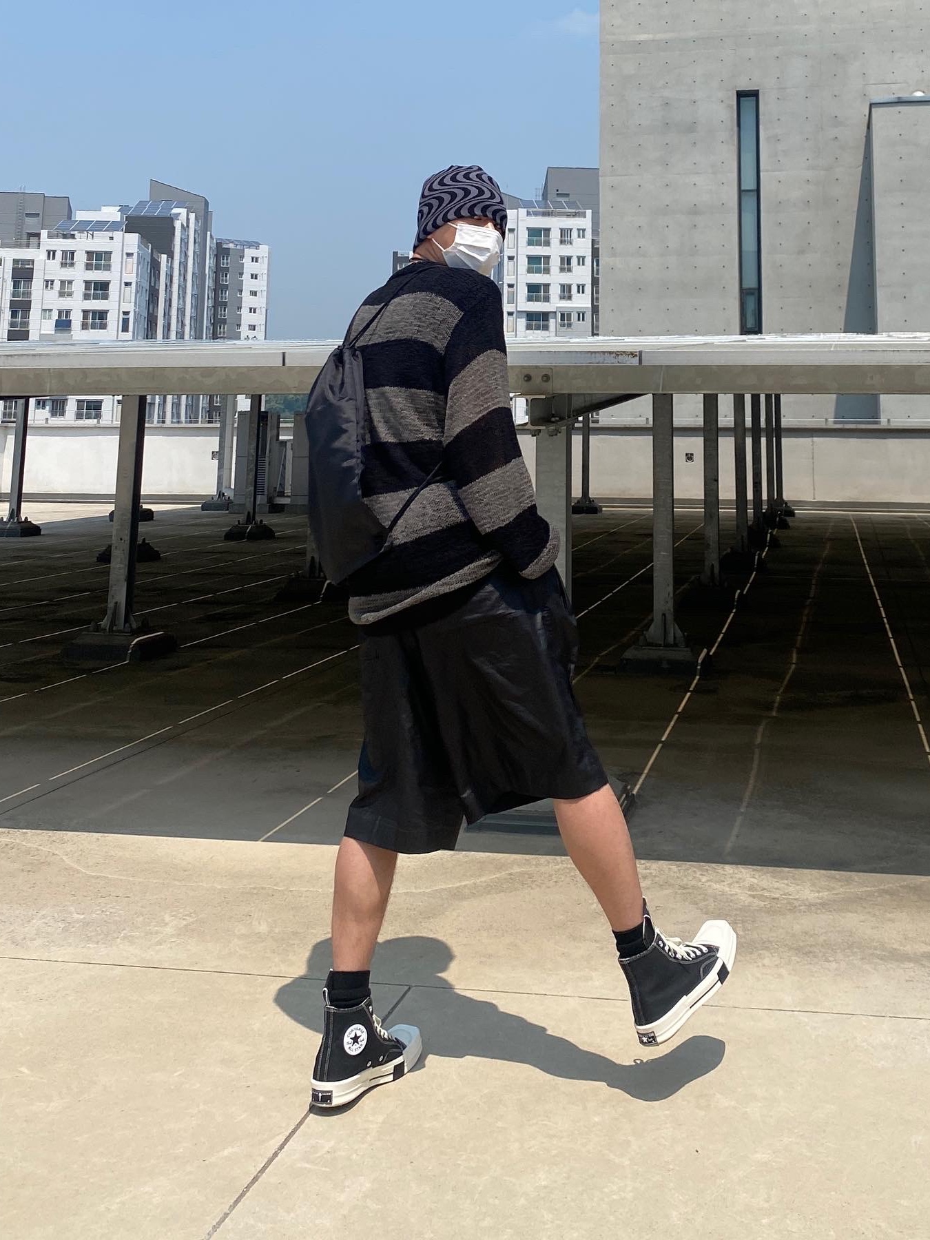 Converse x Drkshdw Turbodrk Chuck 70 Hi Black 착용 스타일 - 1
