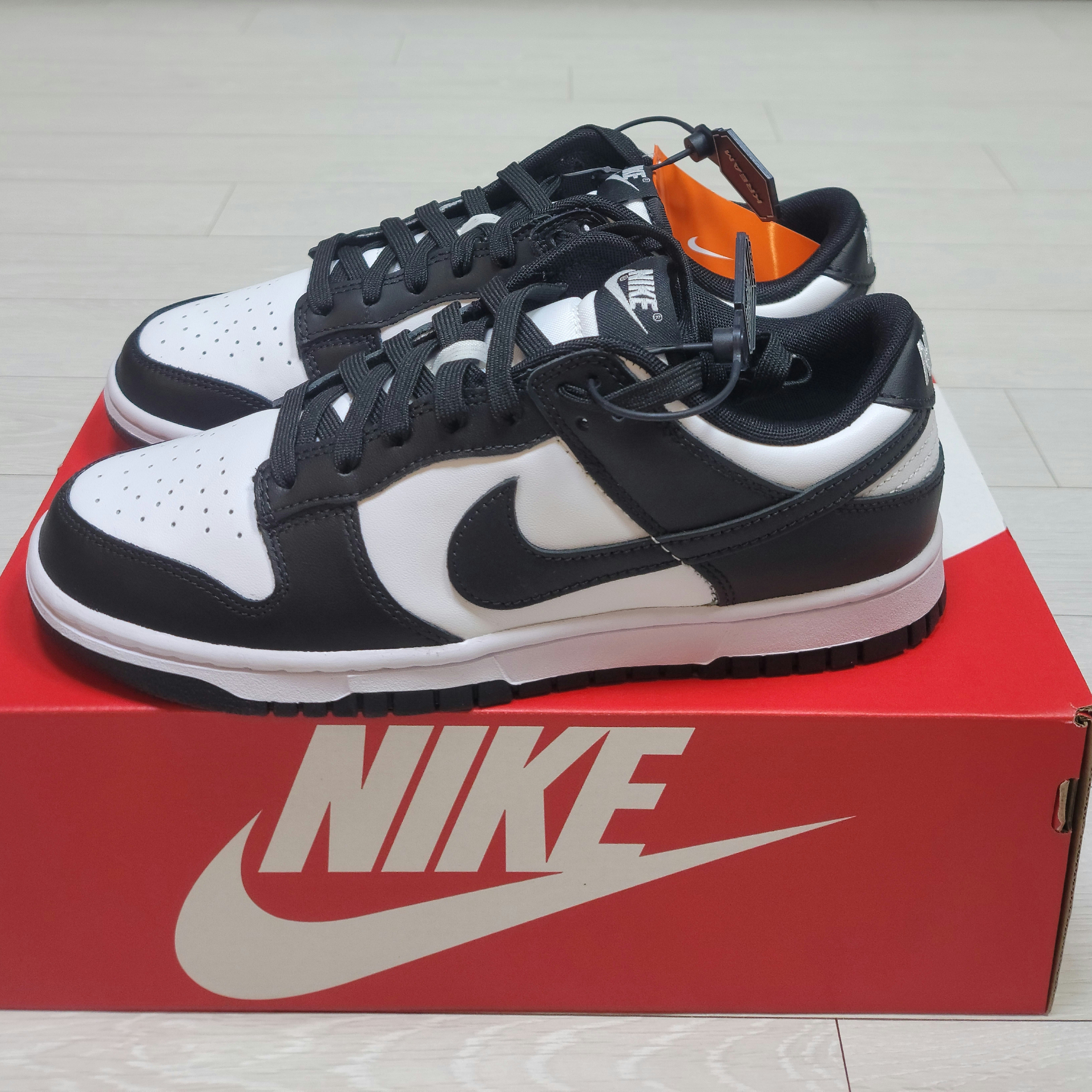 Nike Dunk Low Retro Black, (GS) Nike Dunk Low Black 착용 스타일 - 1