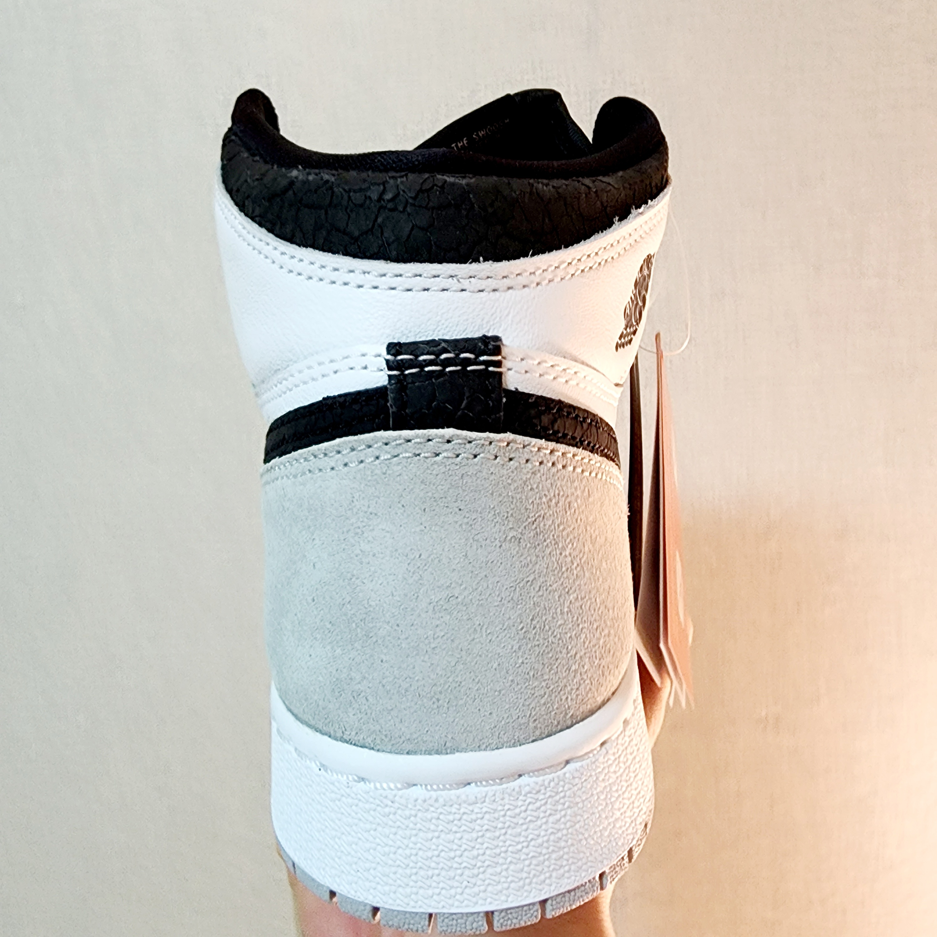 (GS) Jordan 1 Retro High OG Bleached Coral 착용 스타일 - 3