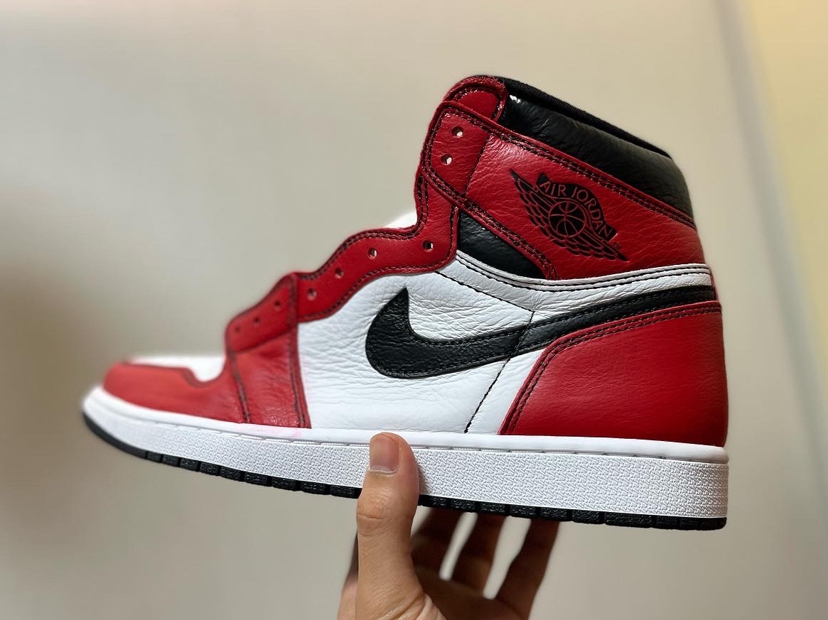 Jordan 1 Retro High OG Light Fusion Red 착용 스타일 - 1