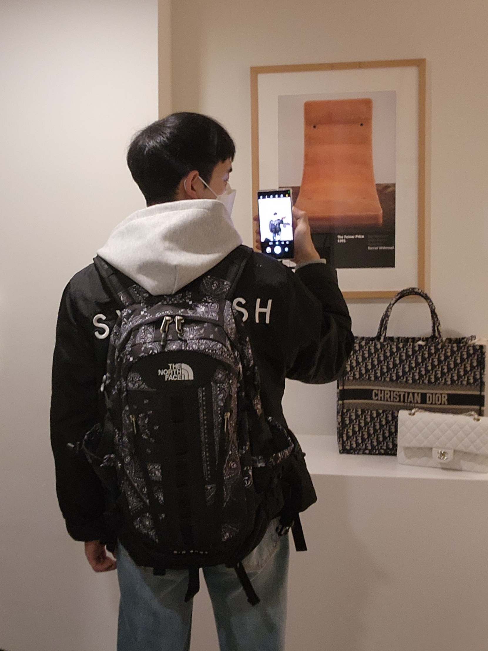 The North Face Big Shot Jet Black, Dior Large Book Tote Blue Dior Oblique Embroidery 착용 스타일