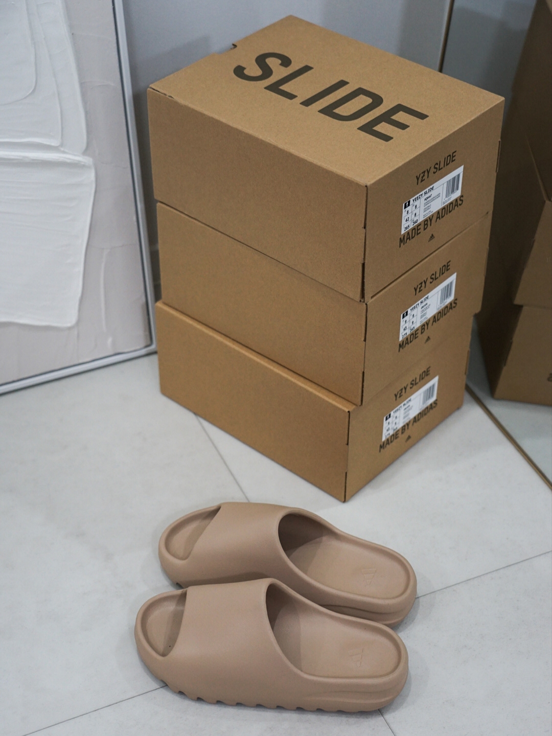Adidas Yeezy Slide Pure - Re-Release Ver. 착용 스타일