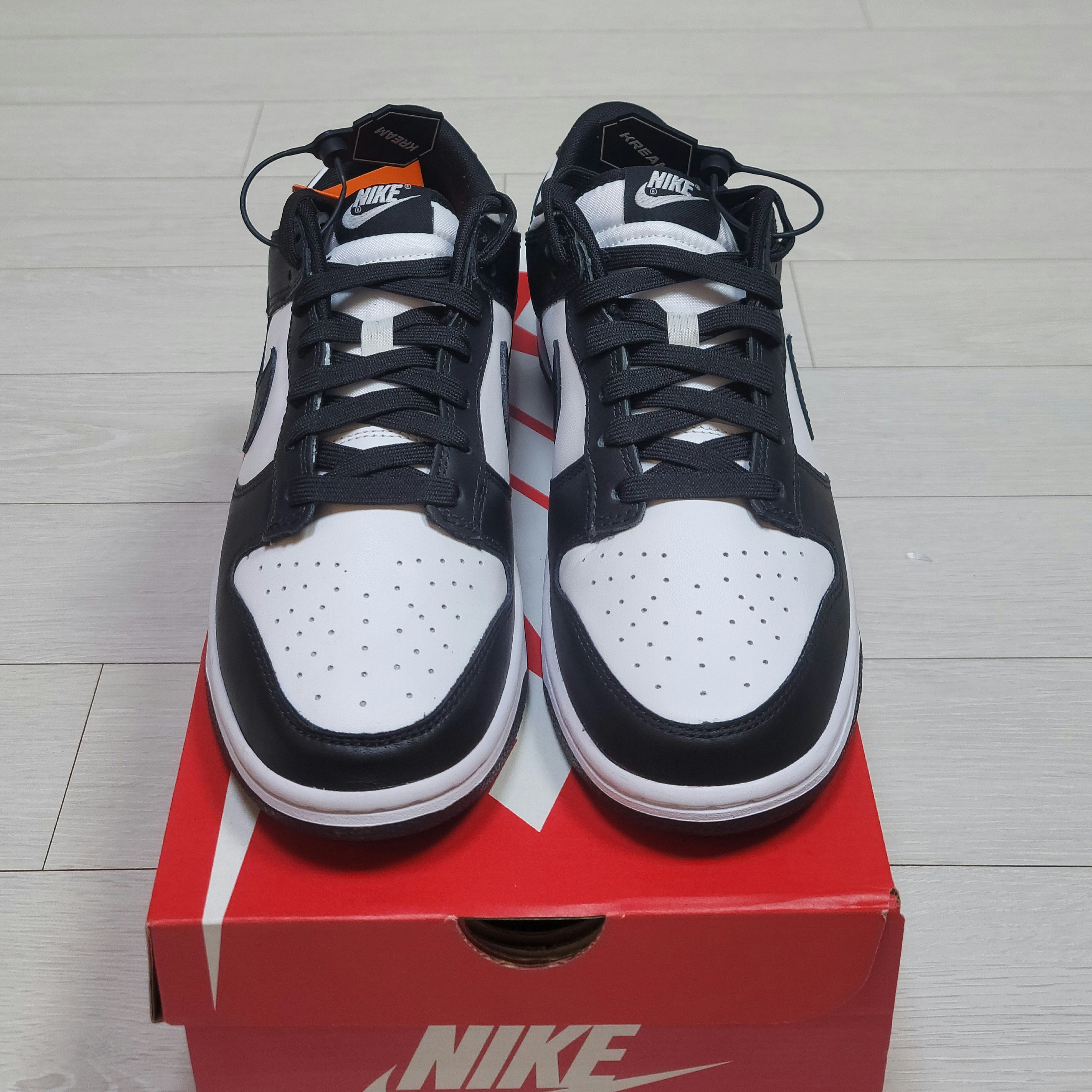 Nike Dunk Low Retro Black, (GS) Nike Dunk Low Black 착용 스타일 - 2