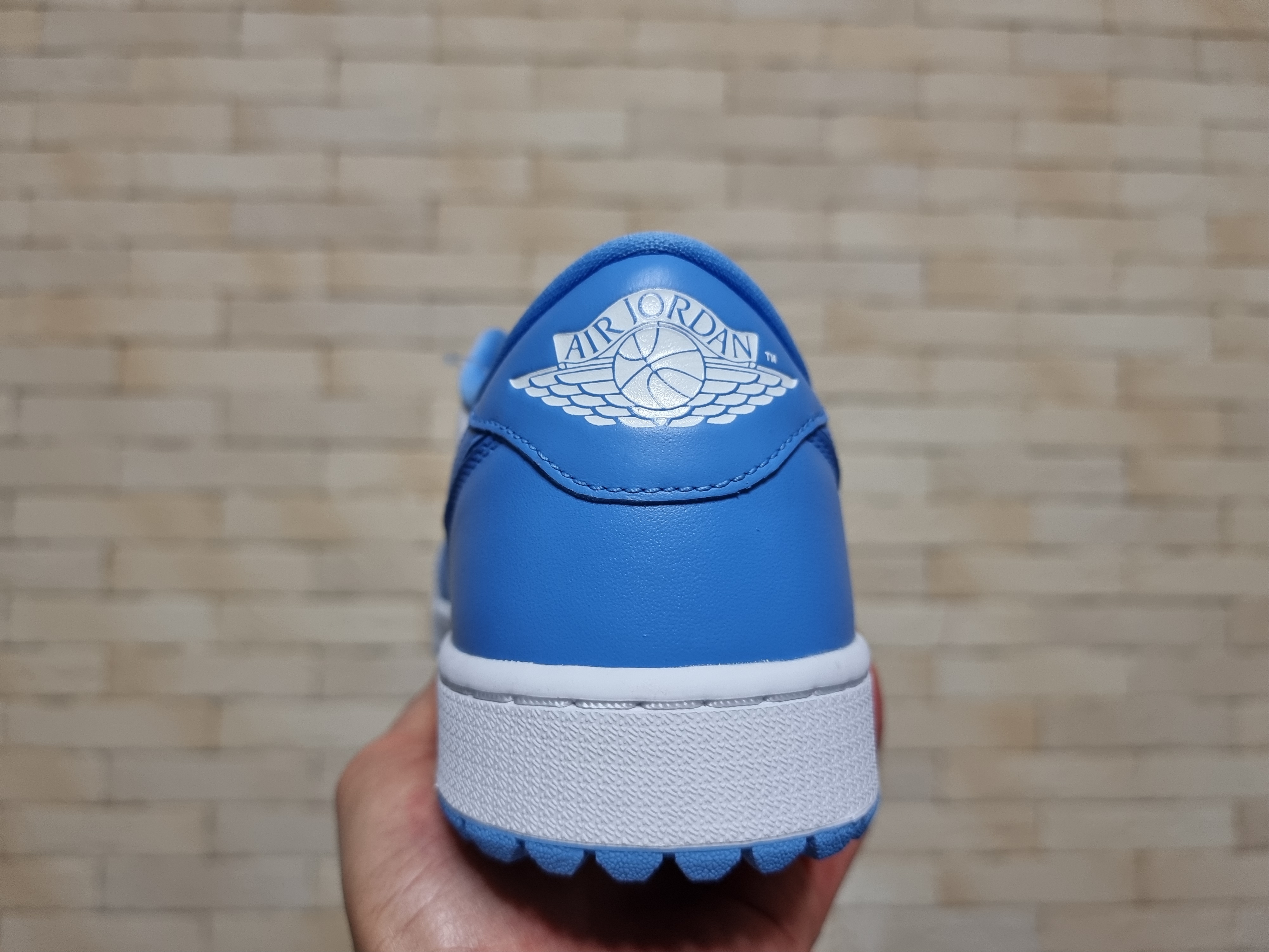 Jordan 1 Low Golf White and University Blue, Jordan 1 Low Golf Wolf Grey 착용 스타일 - 4