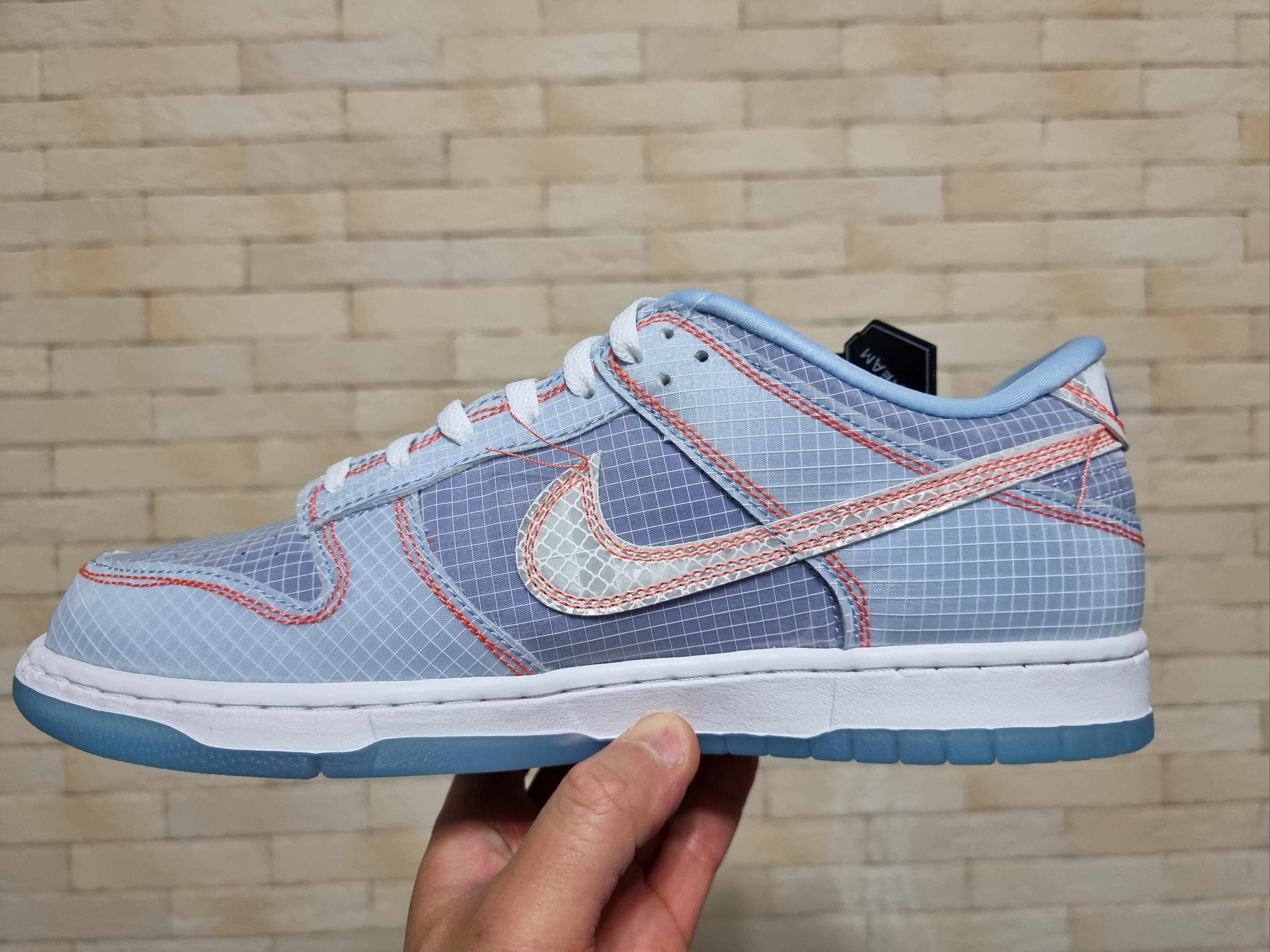 Nike x Union Dunk Low Passport Pack Argon 착용 스타일 - 3