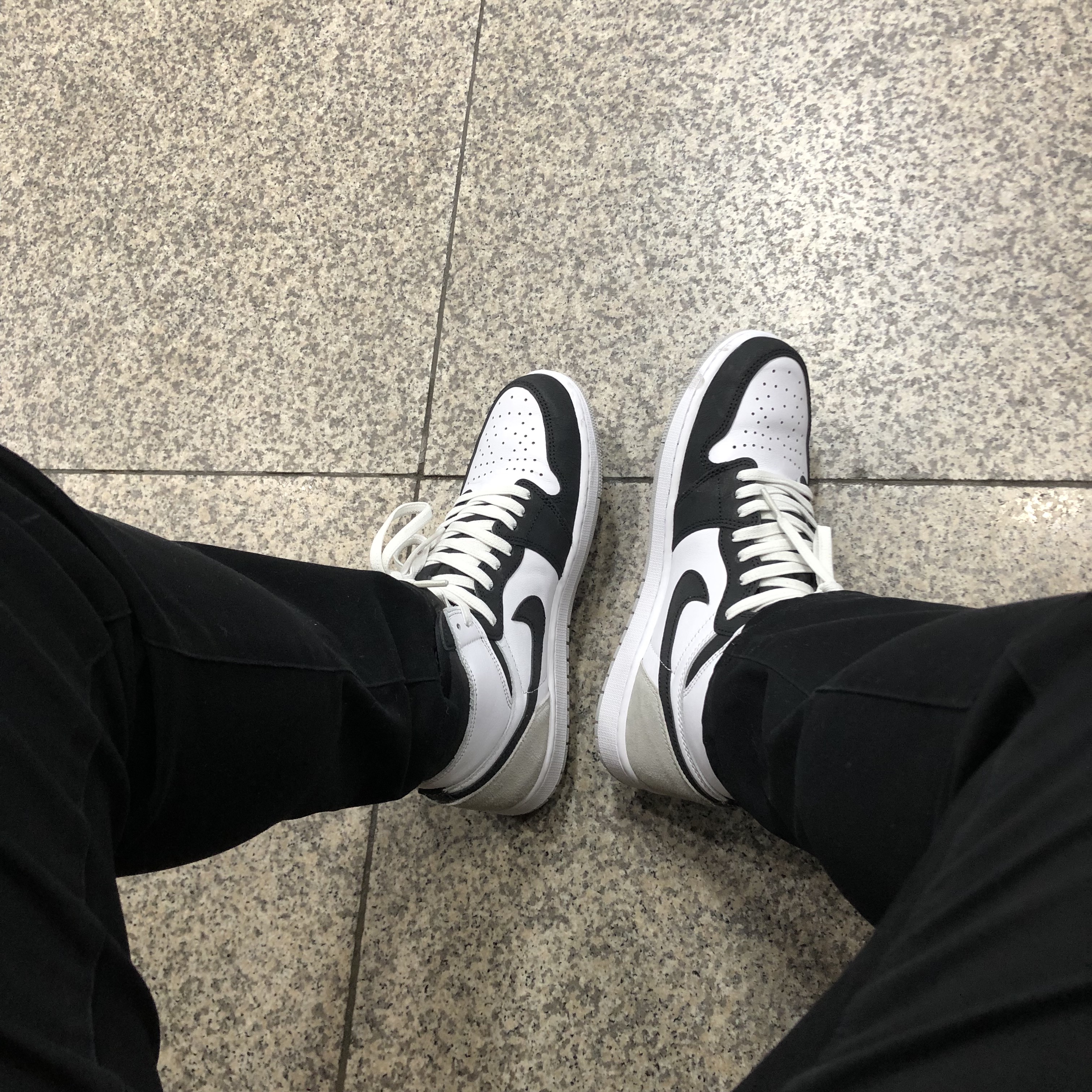 Jordan 1 Retro High OG Bleached Coral 착용 스타일