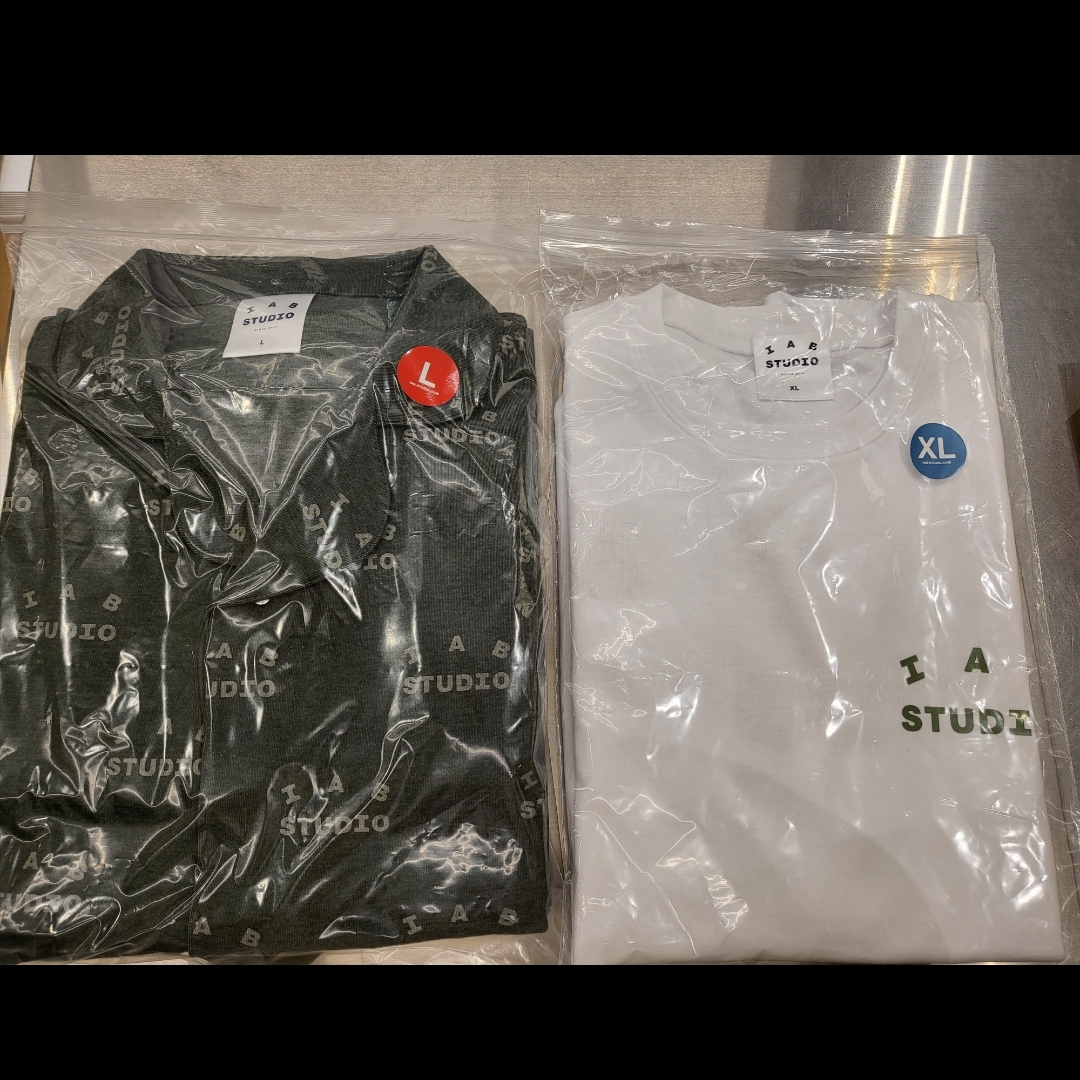 IAB Studio Pajama Set Deep Green, IAB Studio T-Shirt White Light Green 착용 스타일 - 2