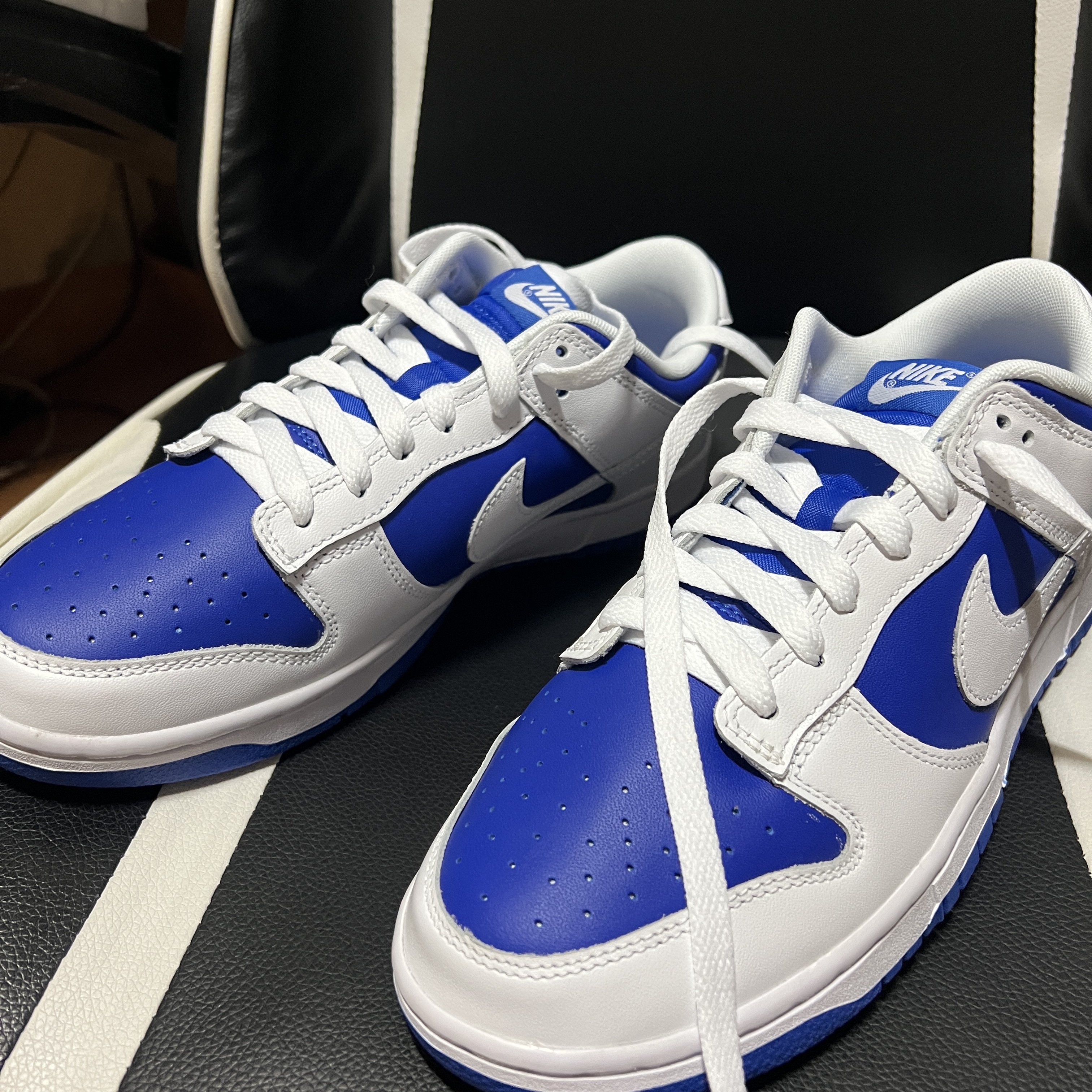 Nike Dunk Low Retro Racer Blue and White 착용 스타일 - 2