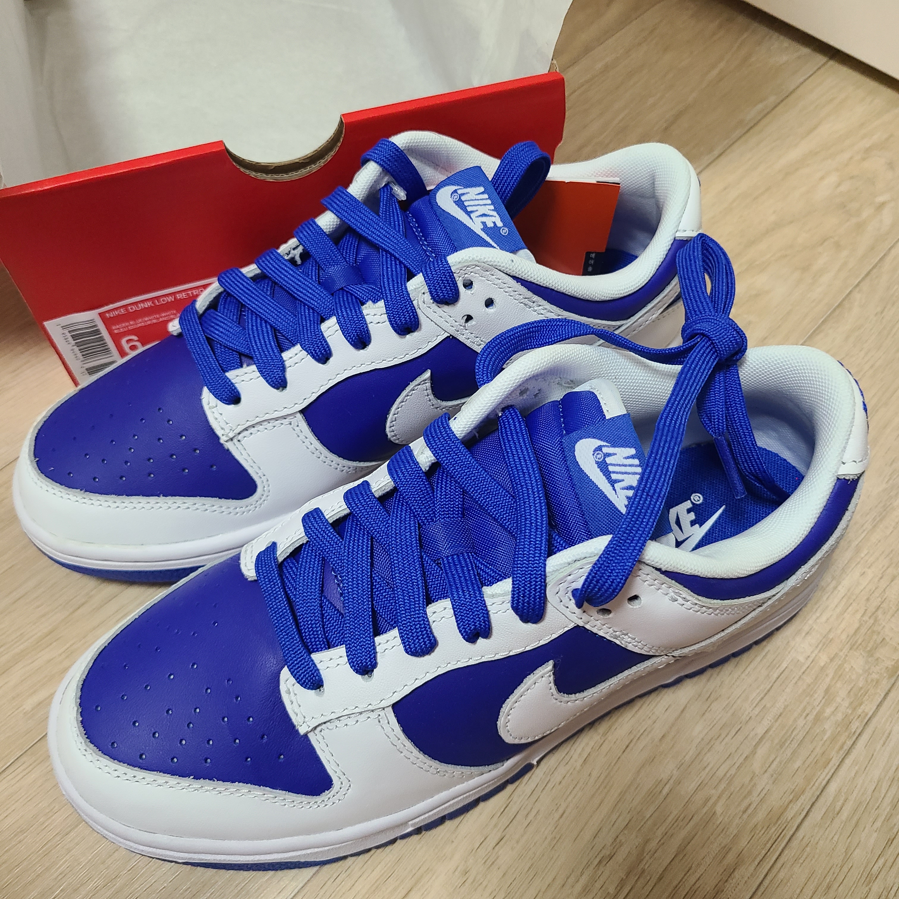 Nike Dunk Low Retro Racer Blue and White 착용 스타일 - 1