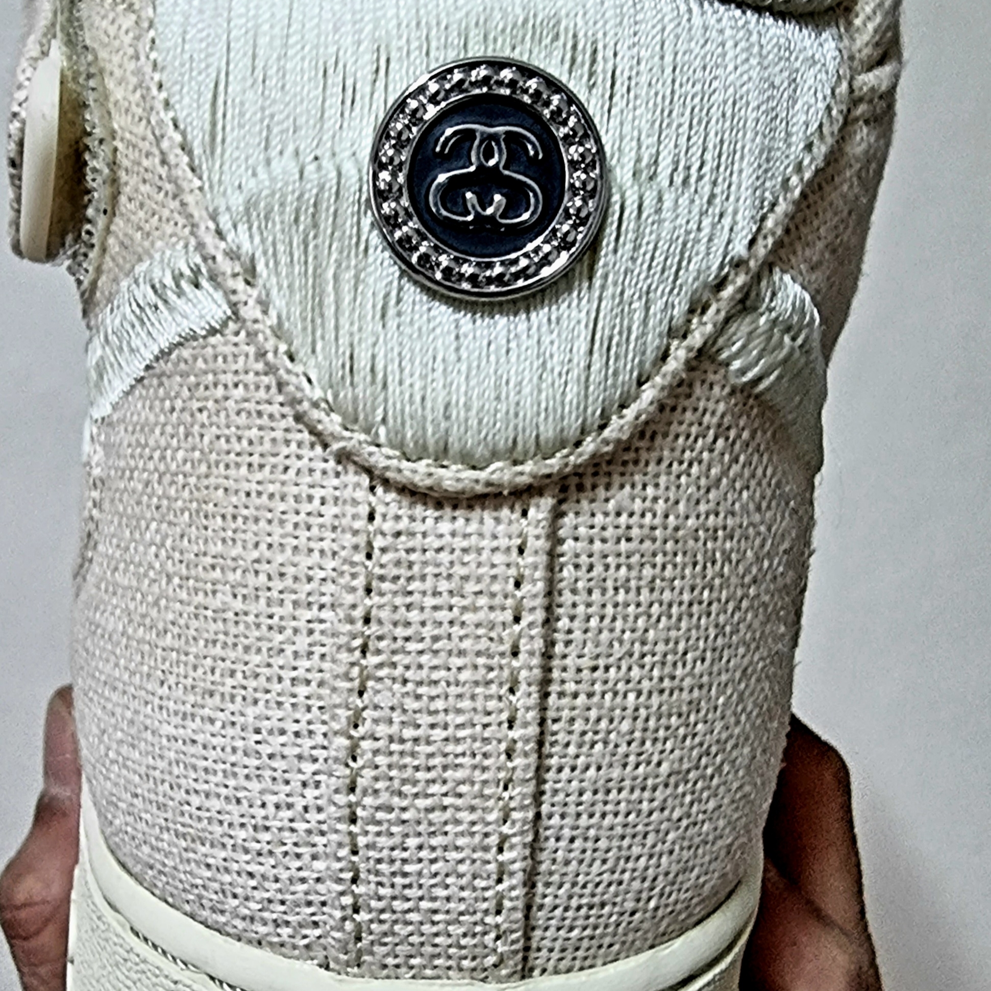 Nike x Stussy Air Force 1 '07 Mid SP Fossil 착용 스타일 - 3