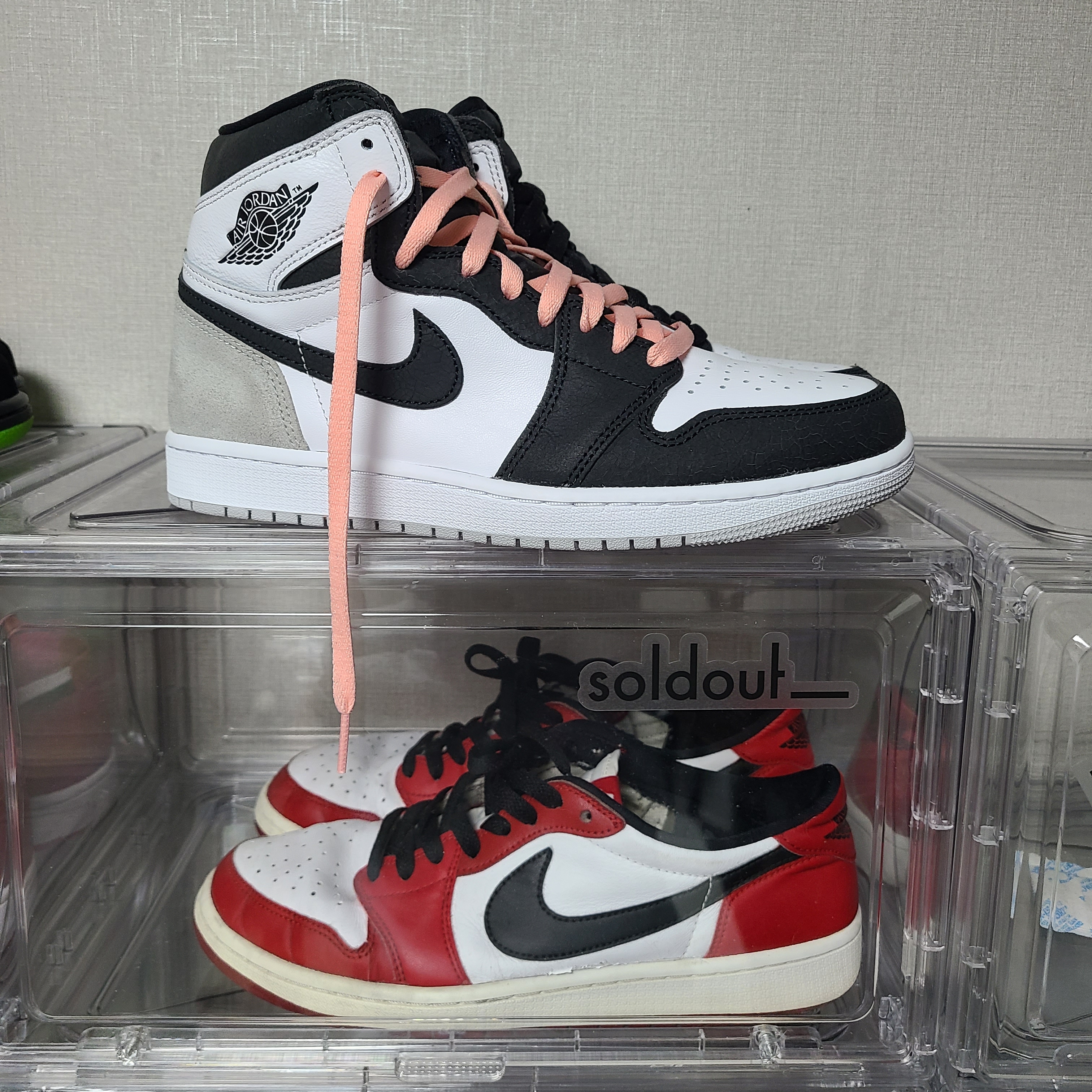 Jordan 1 Retro High OG Bleached Coral 착용 스타일 - 2