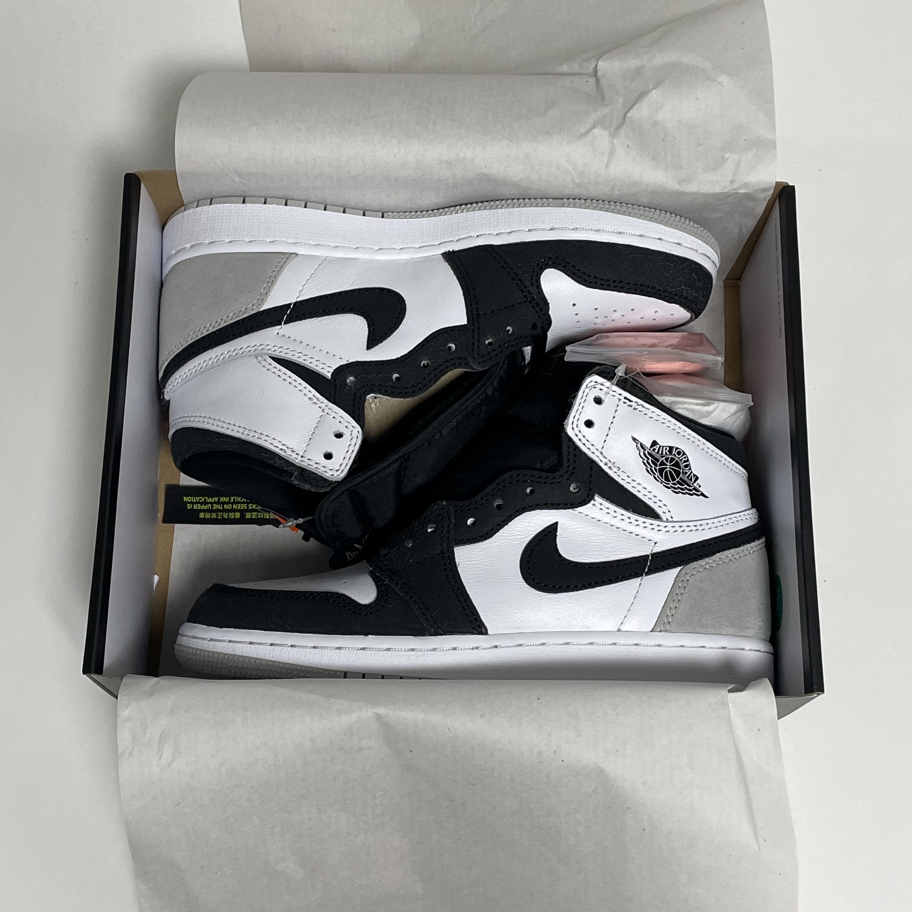 Jordan 1 Retro High OG Bleached Coral, (GS) Jordan 1 Retro High OG Bleached Coral 착용 스타일