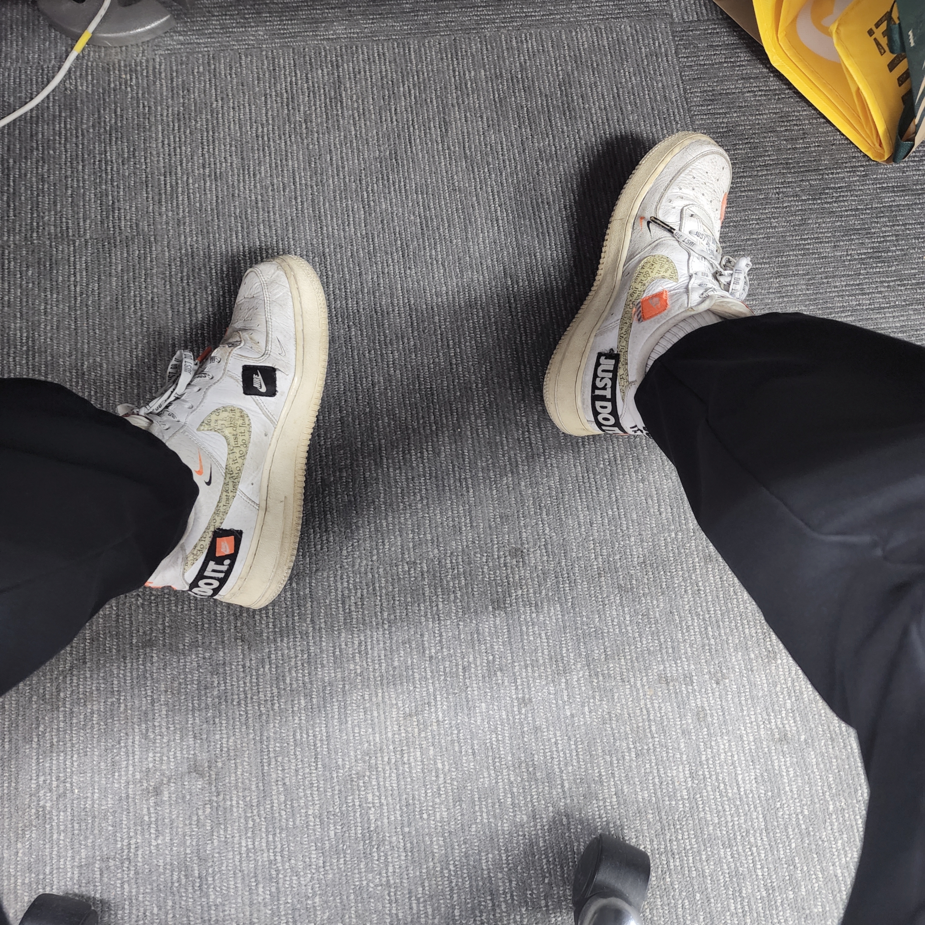 Nike Air Force 1 Low Just Do It Pack White Black 착용 스타일