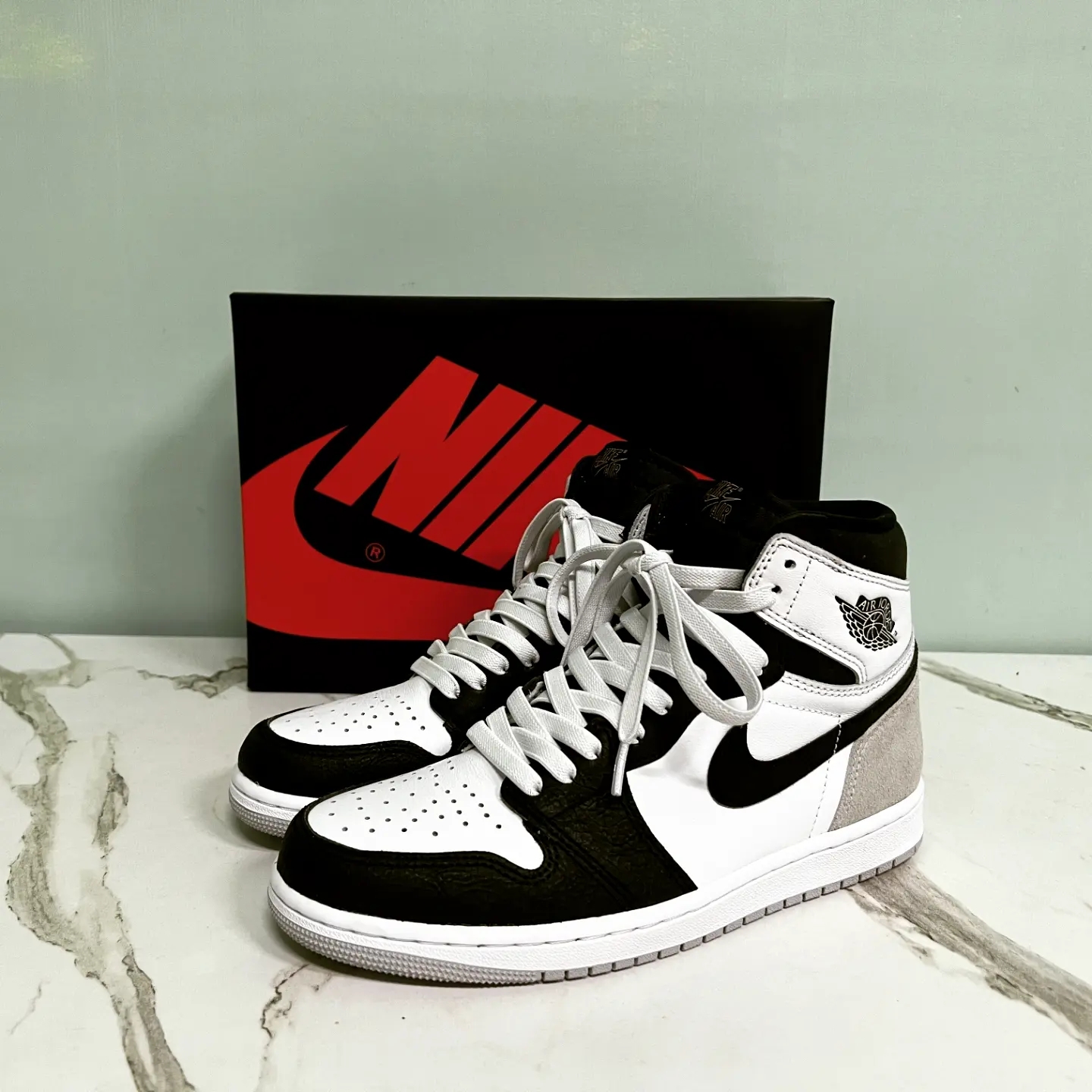 Jordan 1 Retro High OG Bleached Coral 착용 스타일 - 2