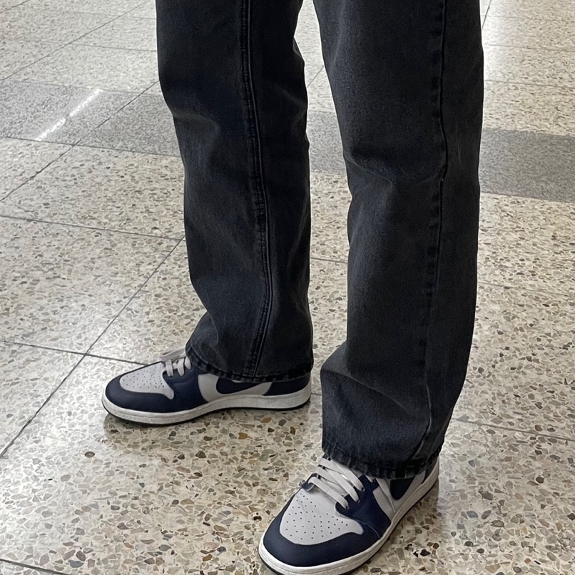 Jordan 1 High 85 College Navy 착용 스타일 - 1
