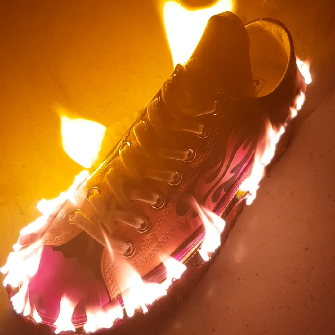 Converse Chuck 70 Ox Archive Print Flames Black 착용 스타일 - 5