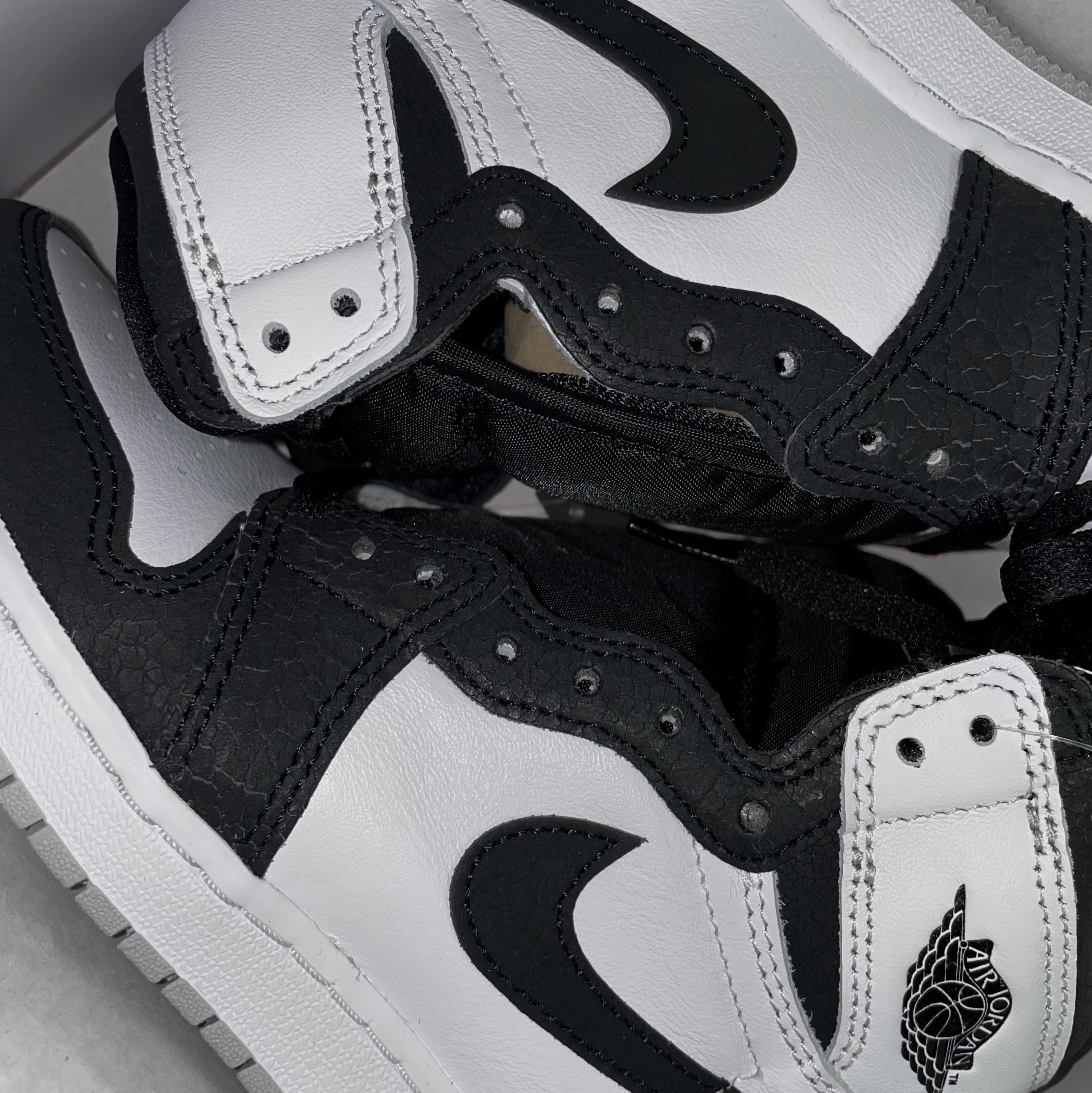 (GS) Jordan 1 Retro High OG Bleached Coral, Jordan 1 Retro High OG Bleached Coral 착용 스타일