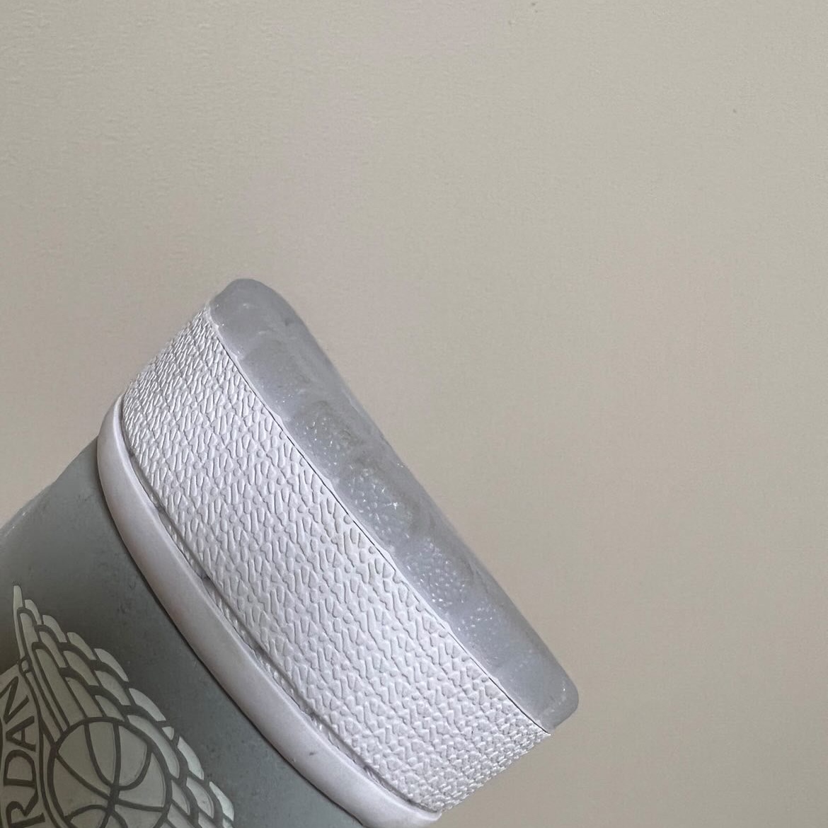 (W) Jordan 1 Low White Wolf Grey 착용 스타일 - 2