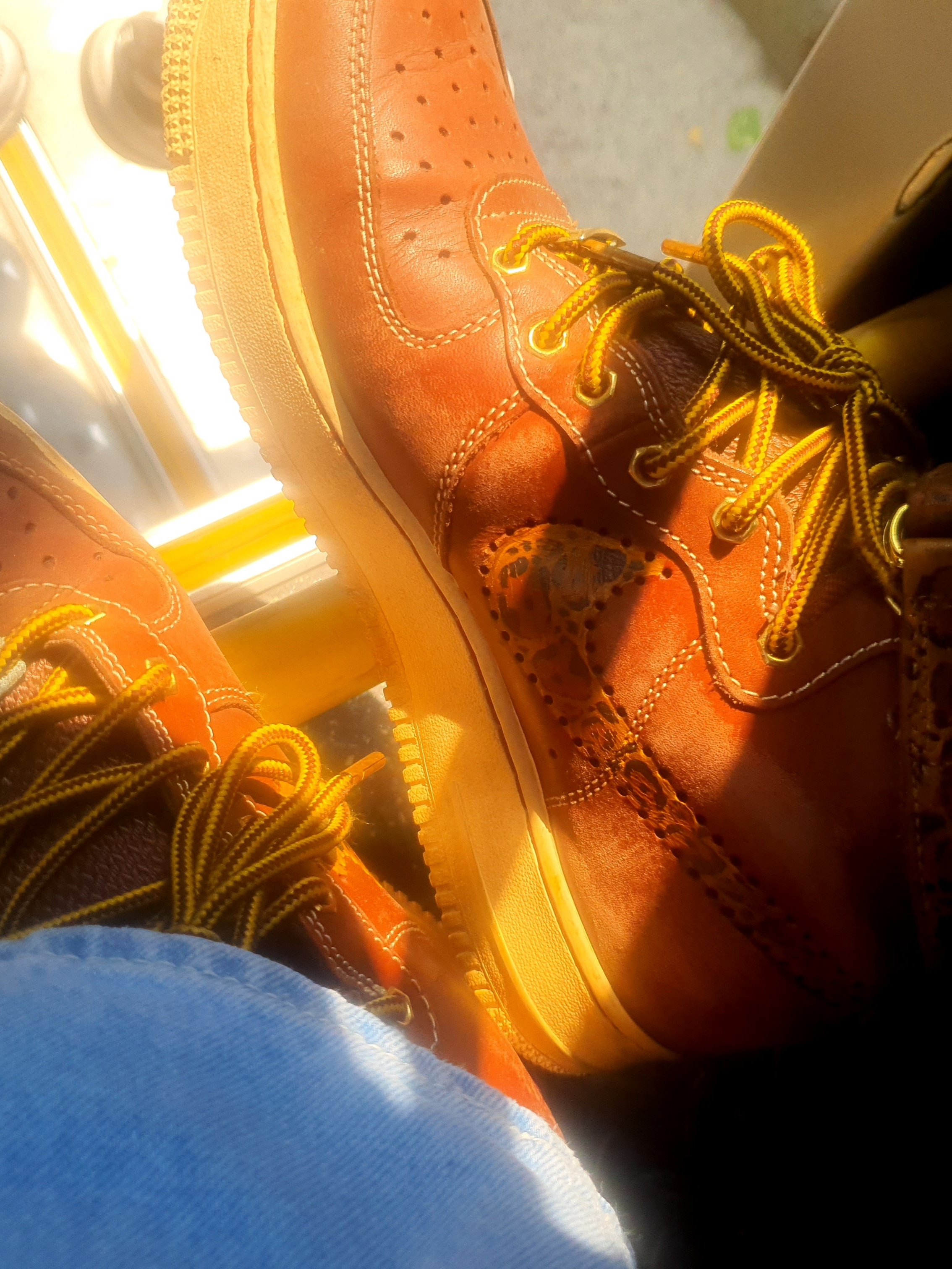 Nike Air Force 1 High Premium Le Work Boot 착용 스타일 - 2
