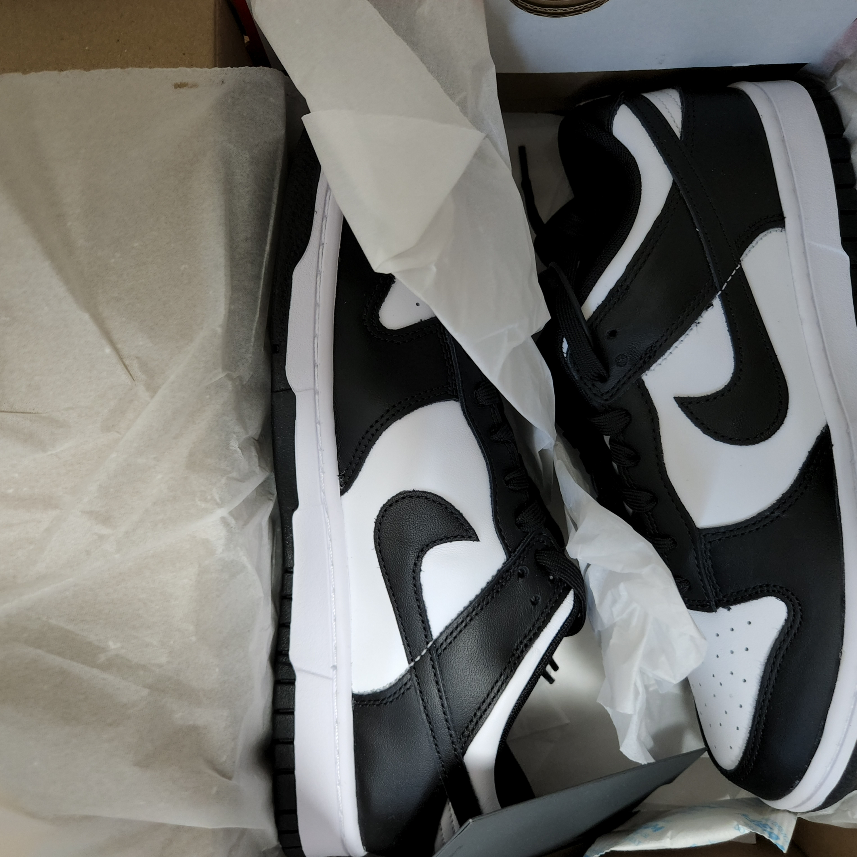 Nike Dunk Low Retro Black 착용 스타일